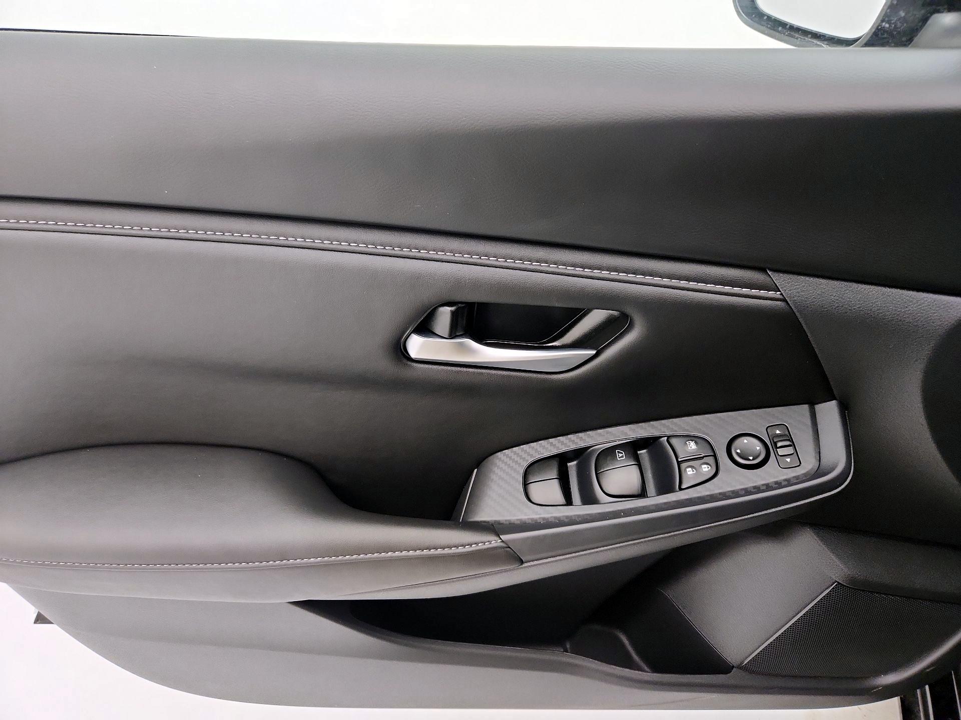 Thumbnail: 2025 Nissan Sentra - 12