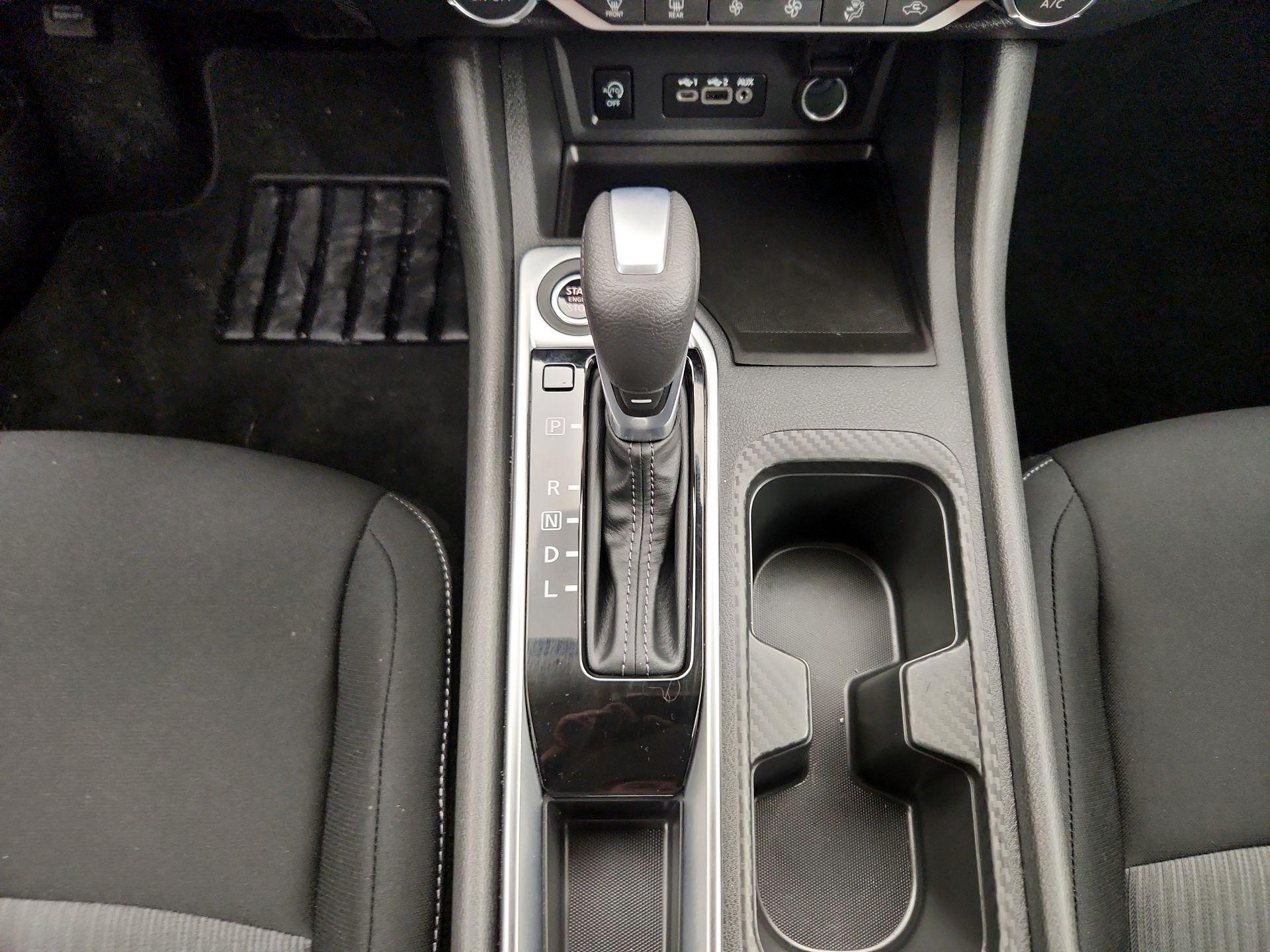 Thumbnail: 2025 Nissan Sentra - 17