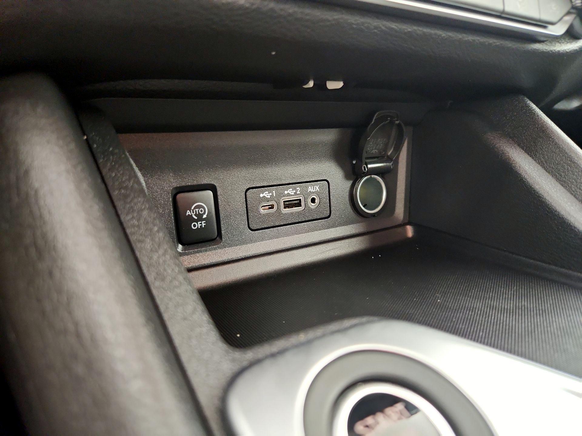 Thumbnail: 2025 Nissan Sentra - 18