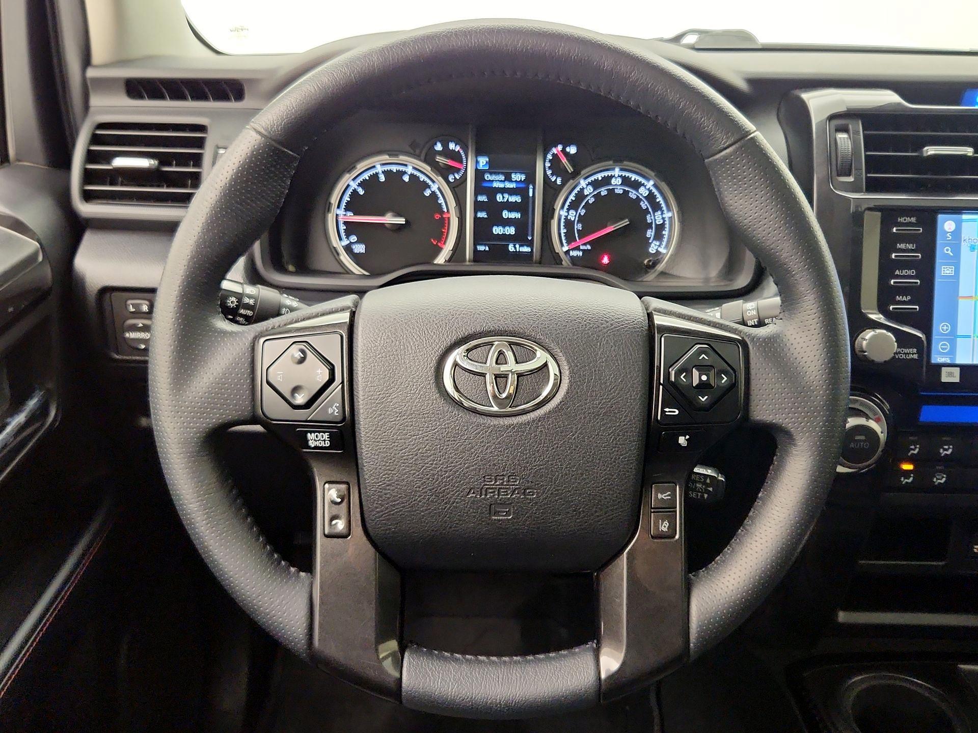 Thumbnail: 2020 Toyota 4Runner - 10