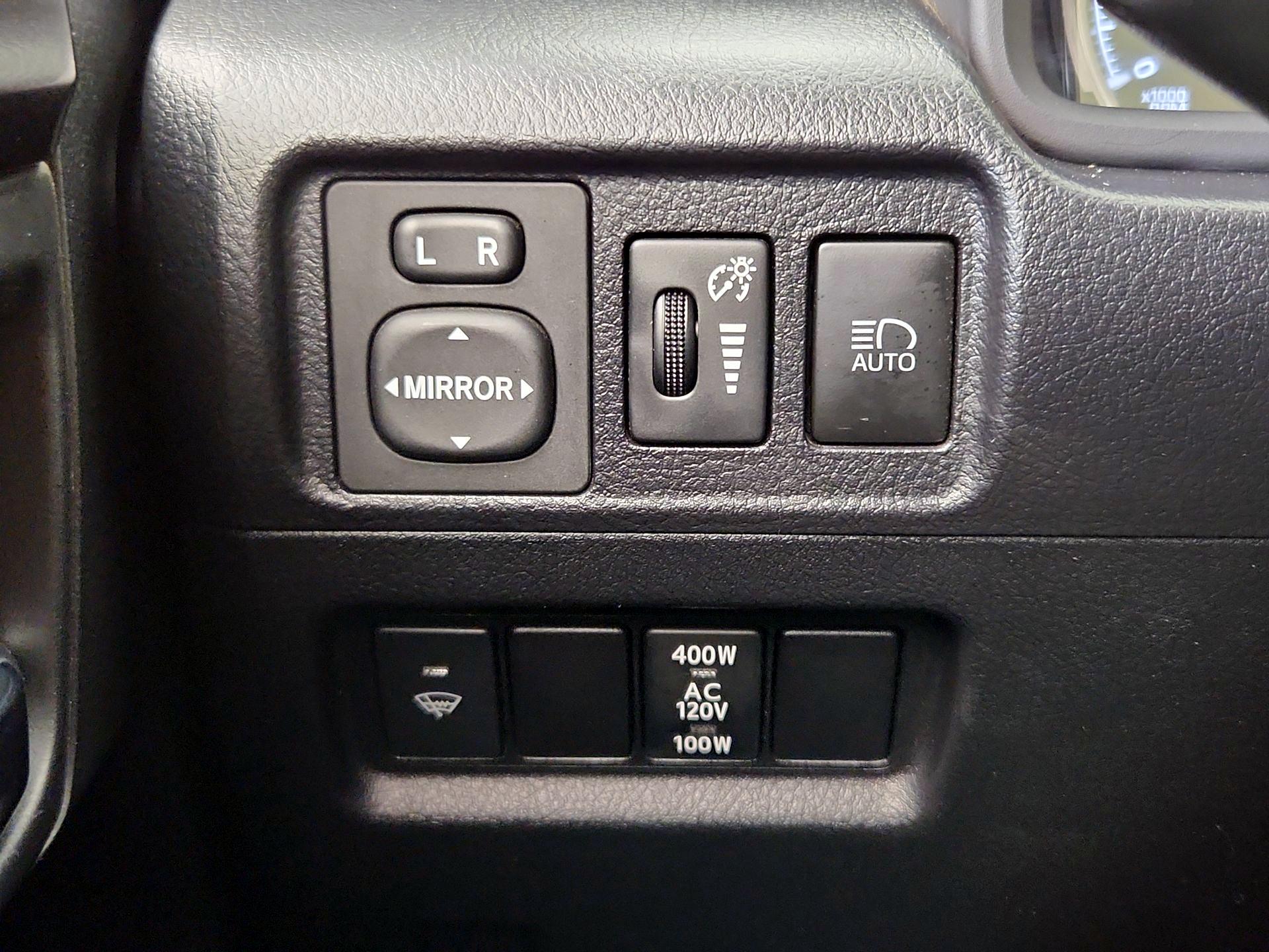 Thumbnail: 2020 Toyota 4Runner - 13