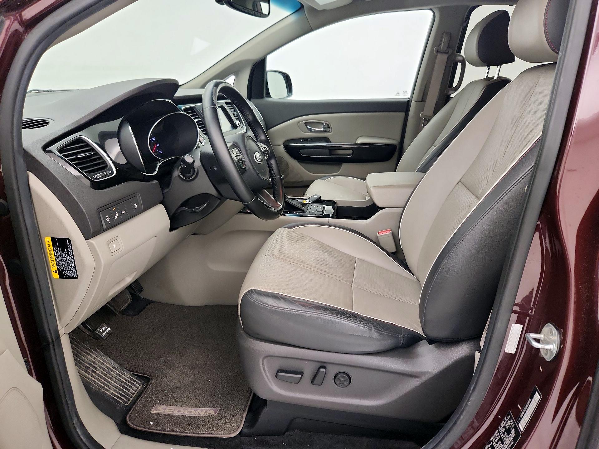 Thumbnail: 2017 Kia Sedona - 11