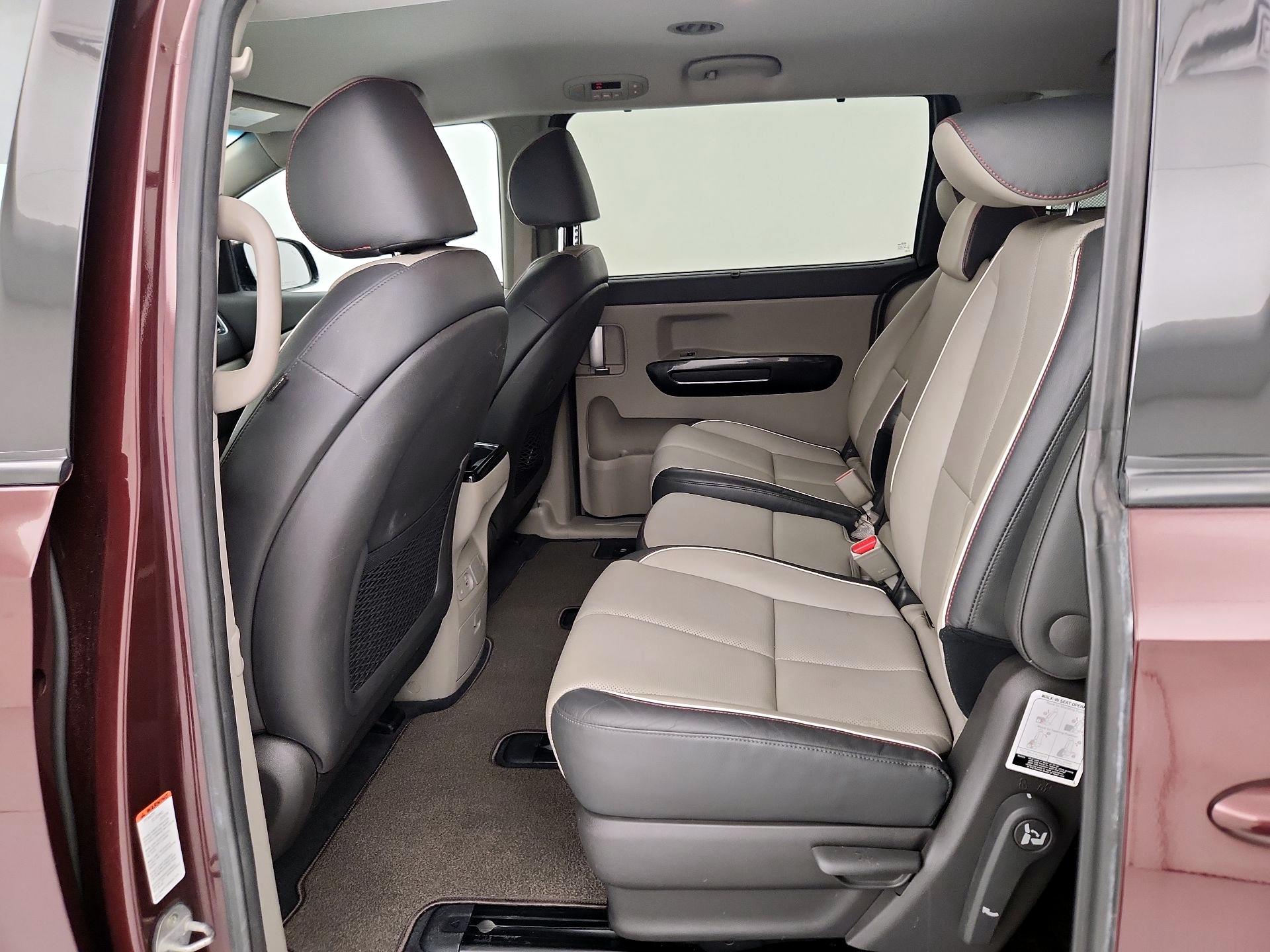 Thumbnail: 2017 Kia Sedona - 19