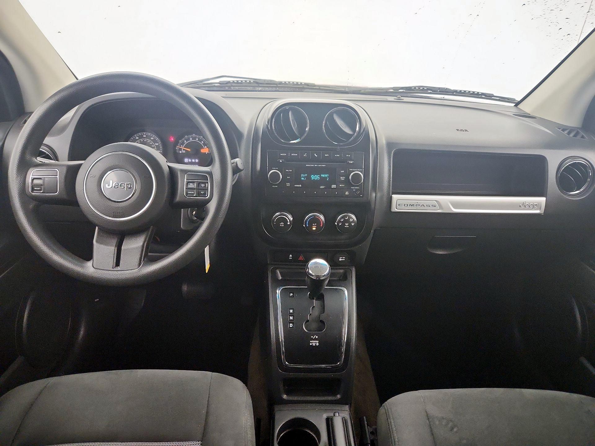 Thumbnail: 2016 Jeep Compass - 9