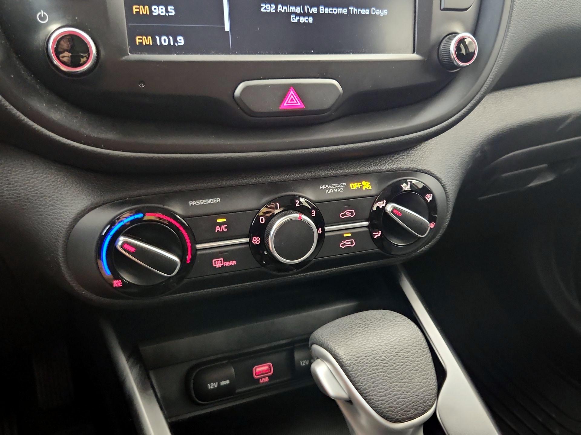 Thumbnail: 2022 Kia Soul - 16