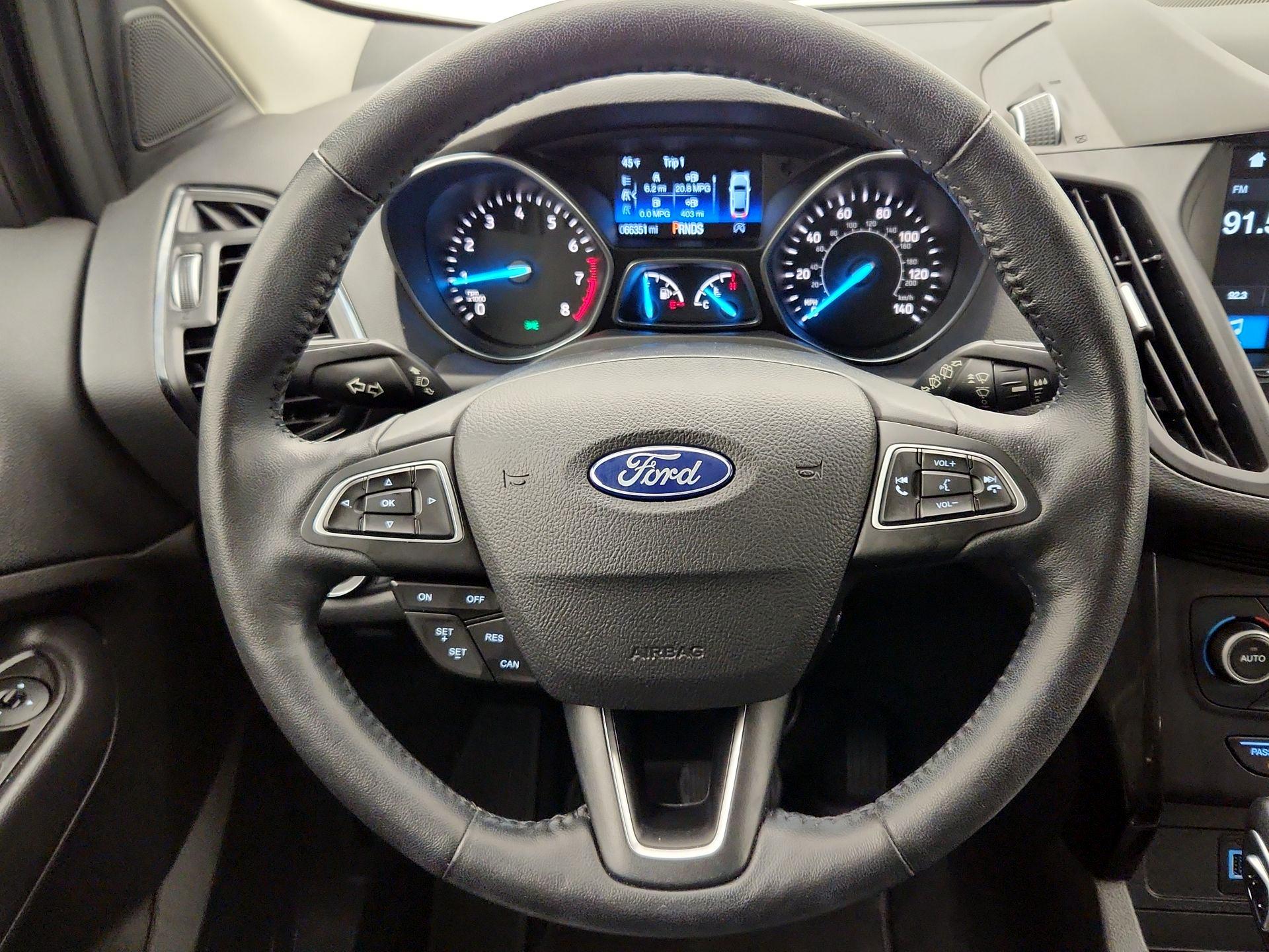 Thumbnail: 2019 Ford Escape - 10
