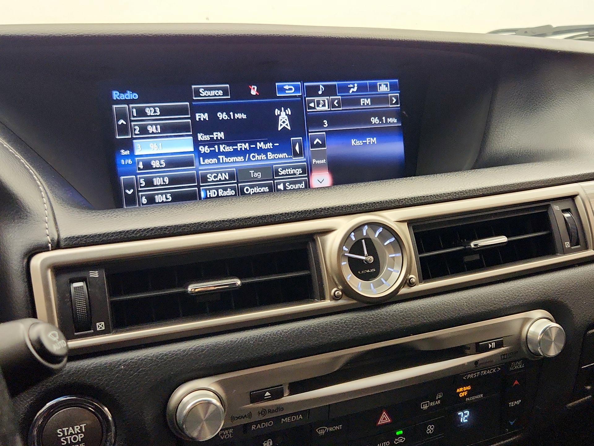 Thumbnail: 2015 Lexus GS - 16