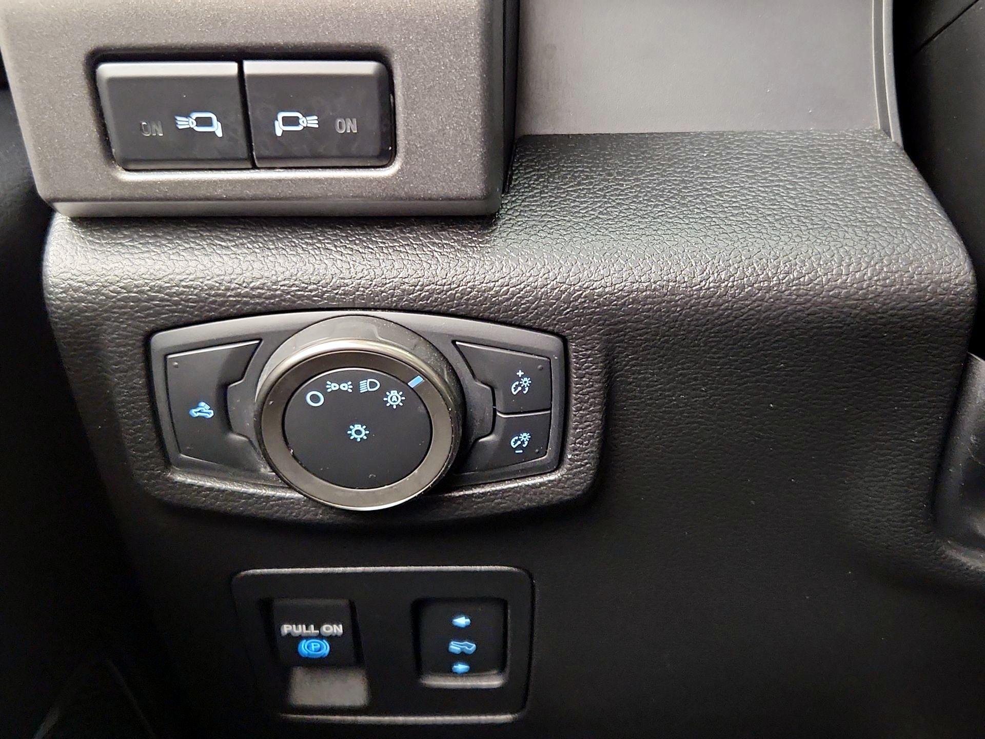 Thumbnail: 2020 Ford F-150 - 13