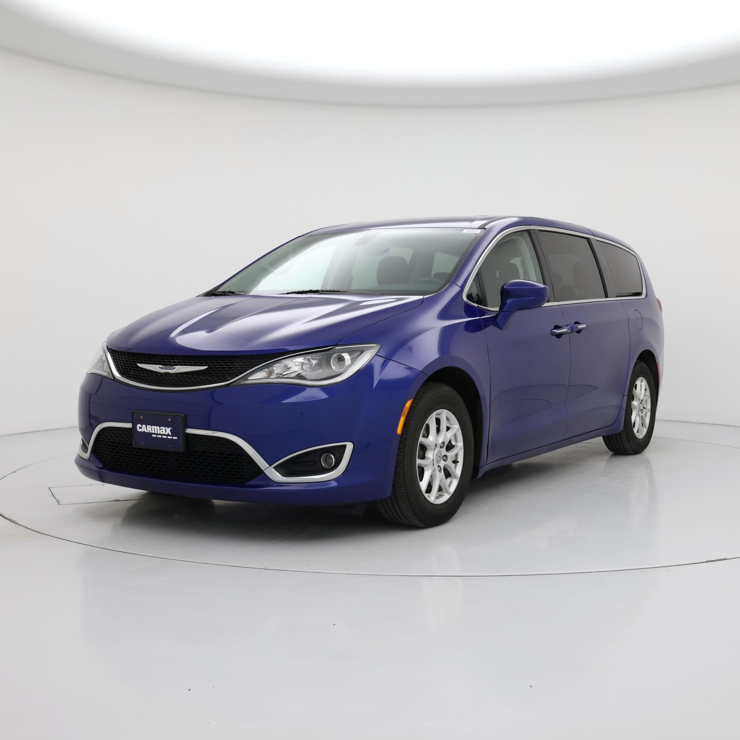 Thumbnail: 2020 Chrysler Pacifica - 4