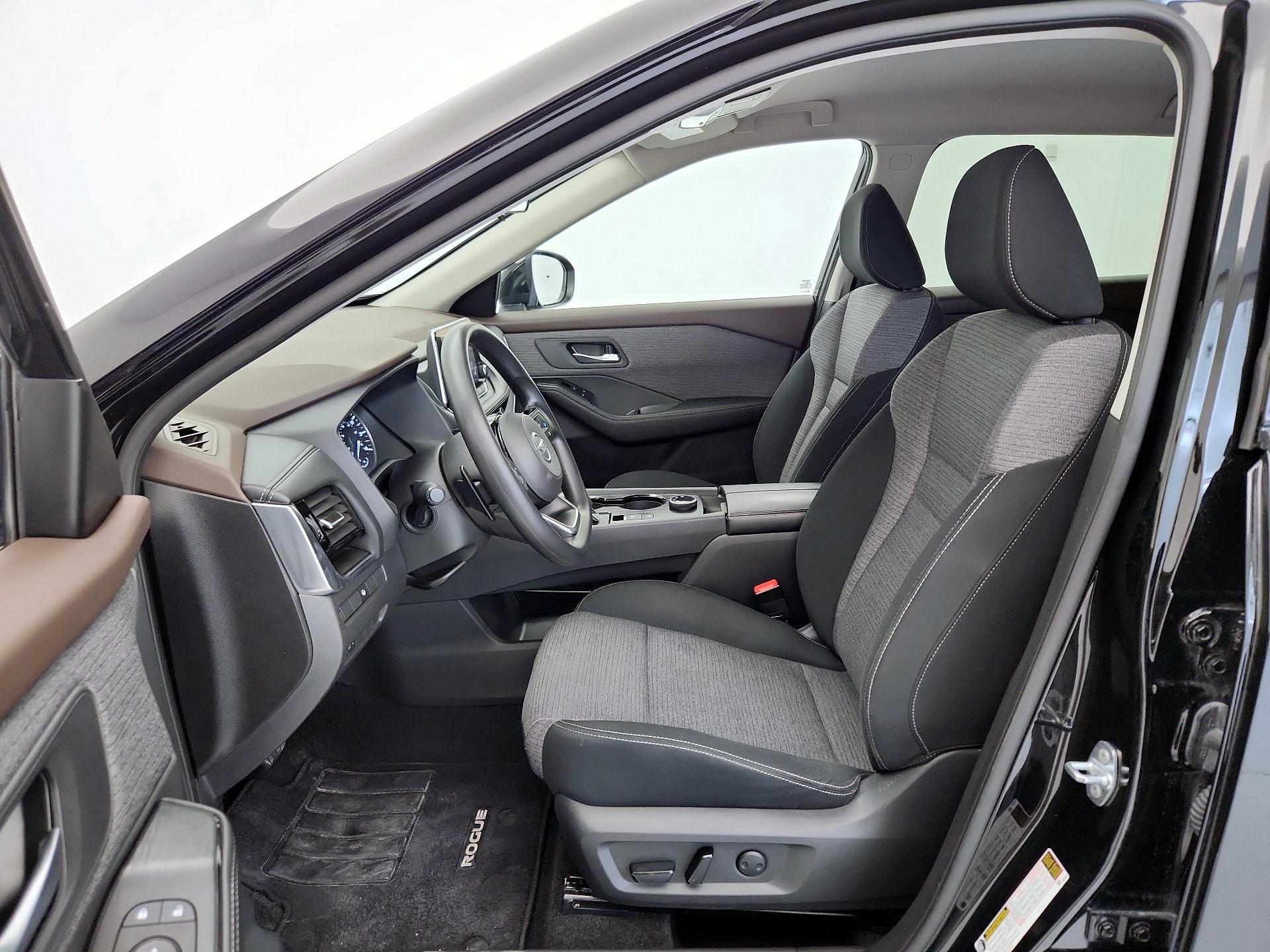 Thumbnail: 2021 Nissan Rogue - 11