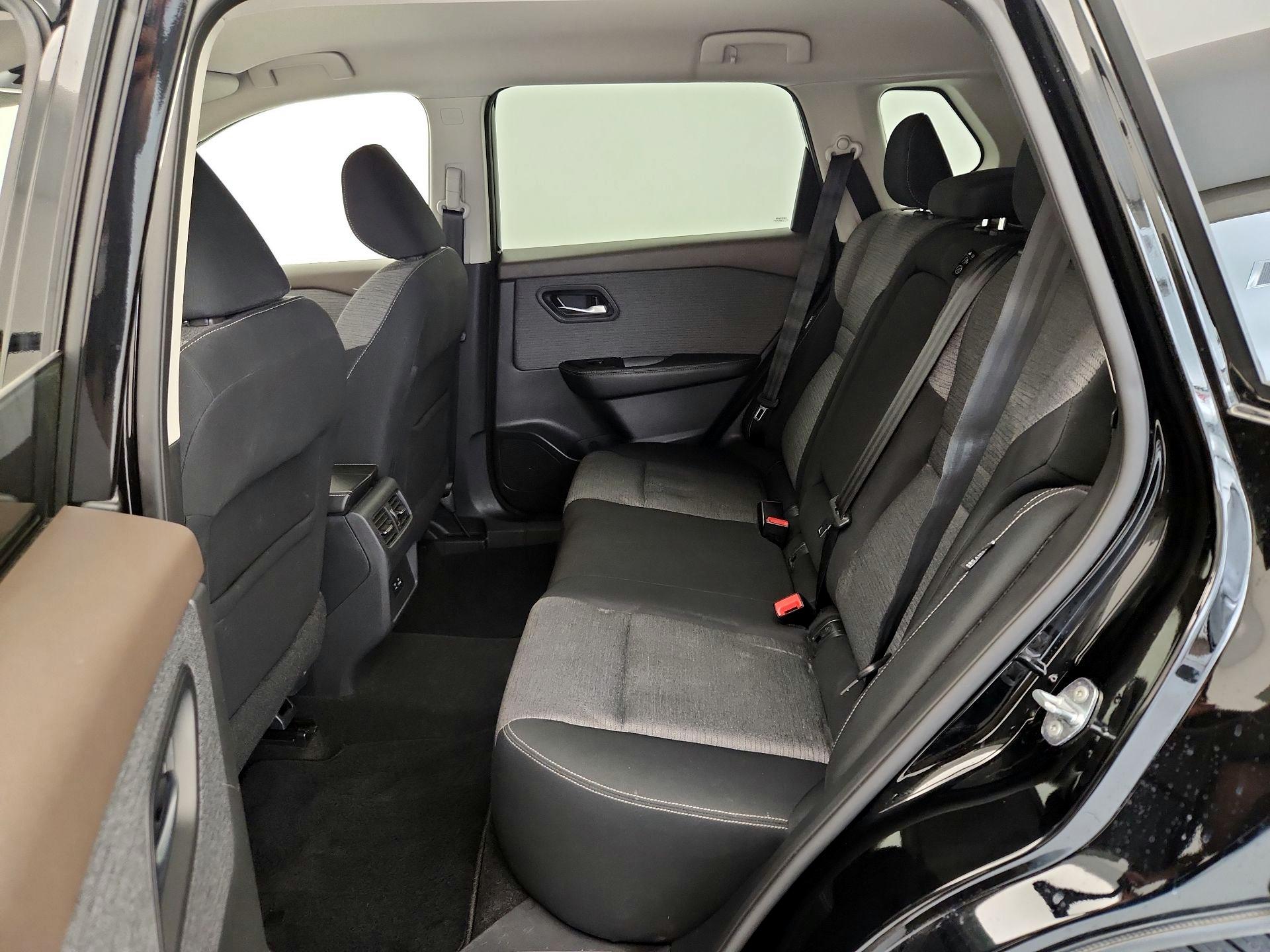 Thumbnail: 2021 Nissan Rogue - 19