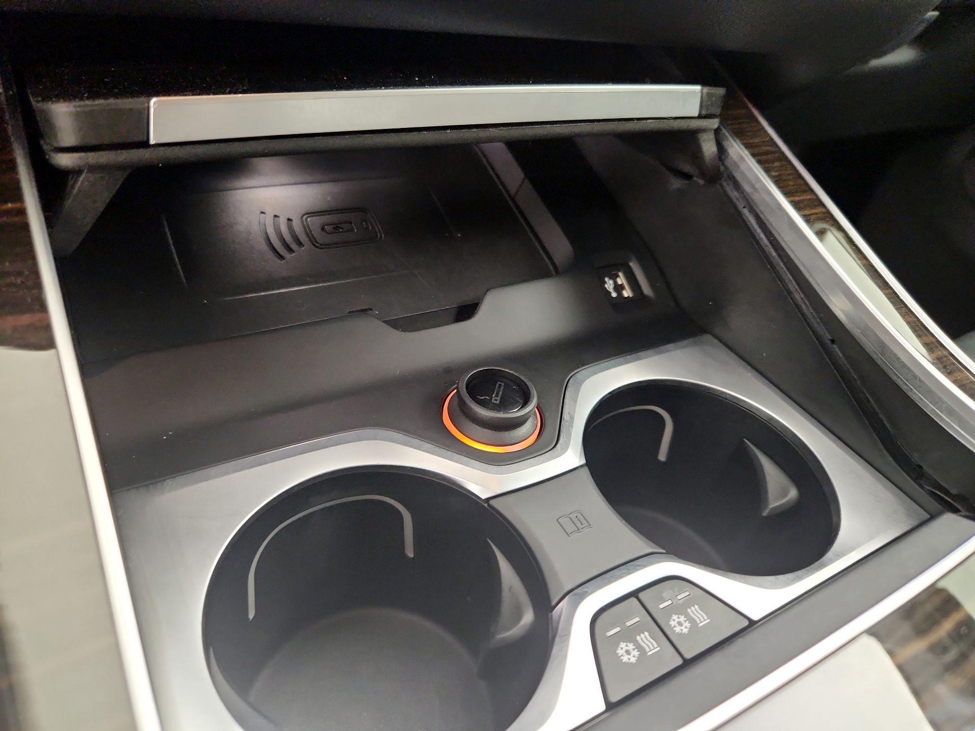 Thumbnail: 2019 BMW X5 - 19