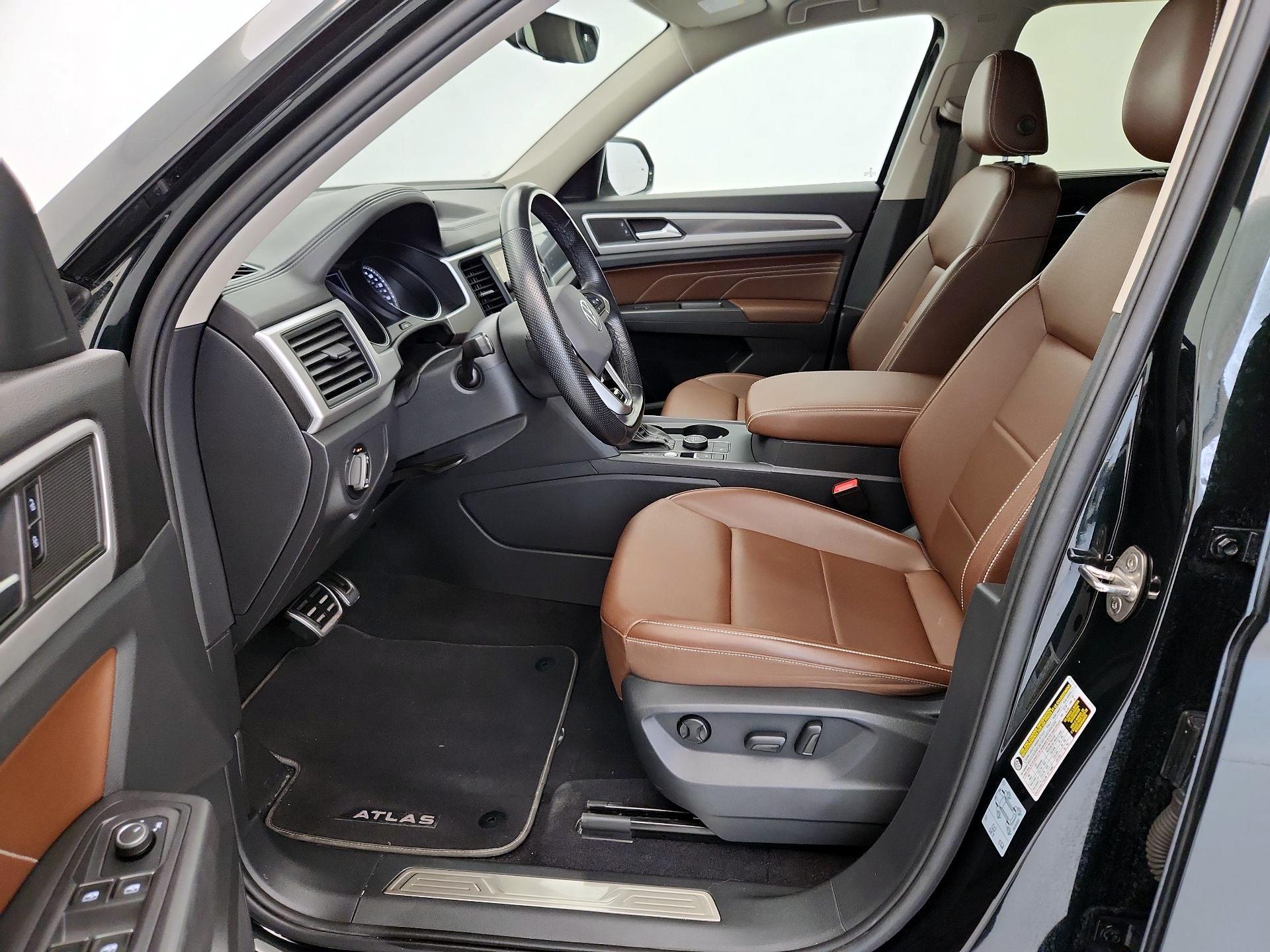 Thumbnail: 2021 Volkswagen Atlas - 11