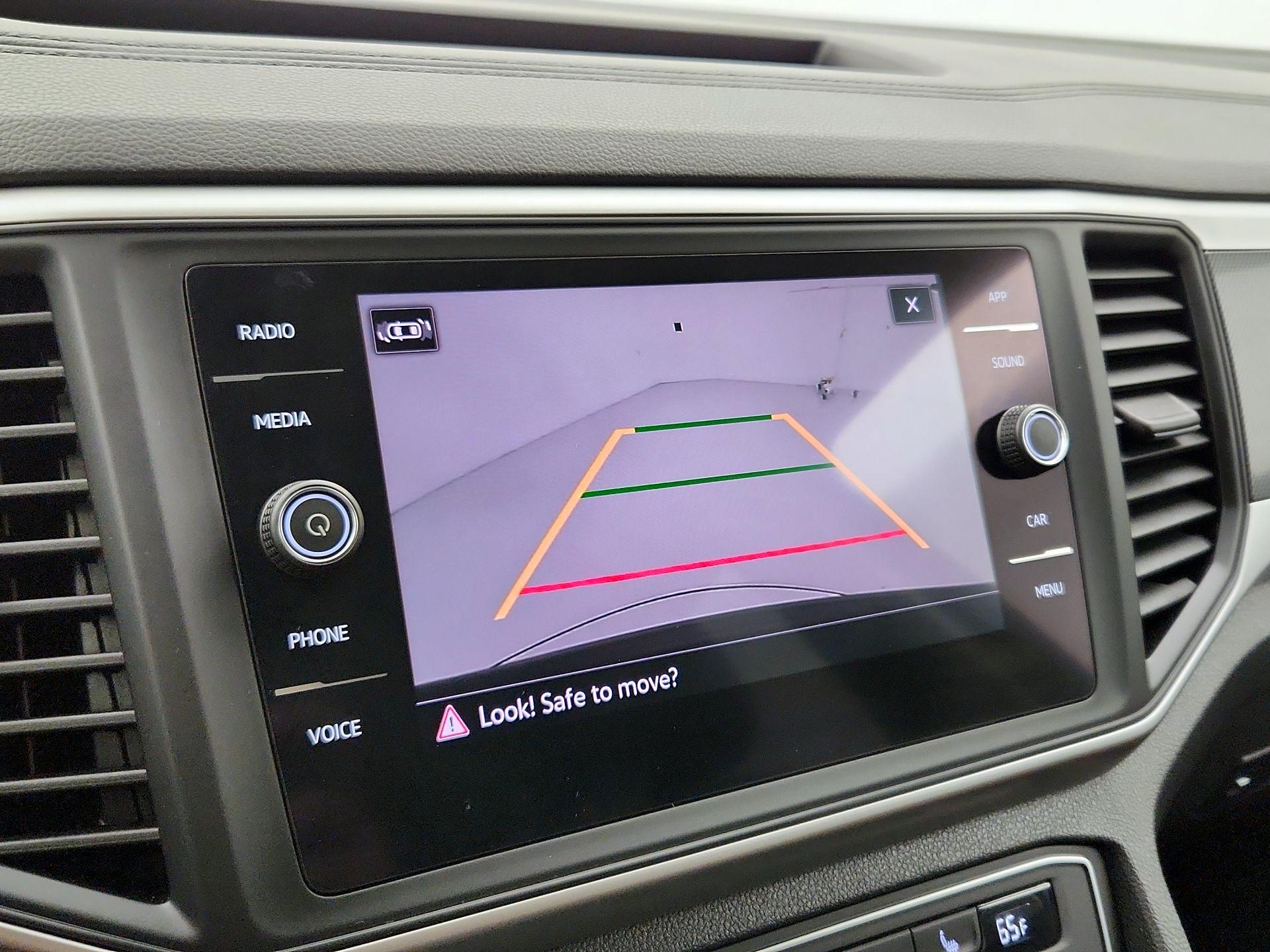 Thumbnail: 2021 Volkswagen Atlas - 14