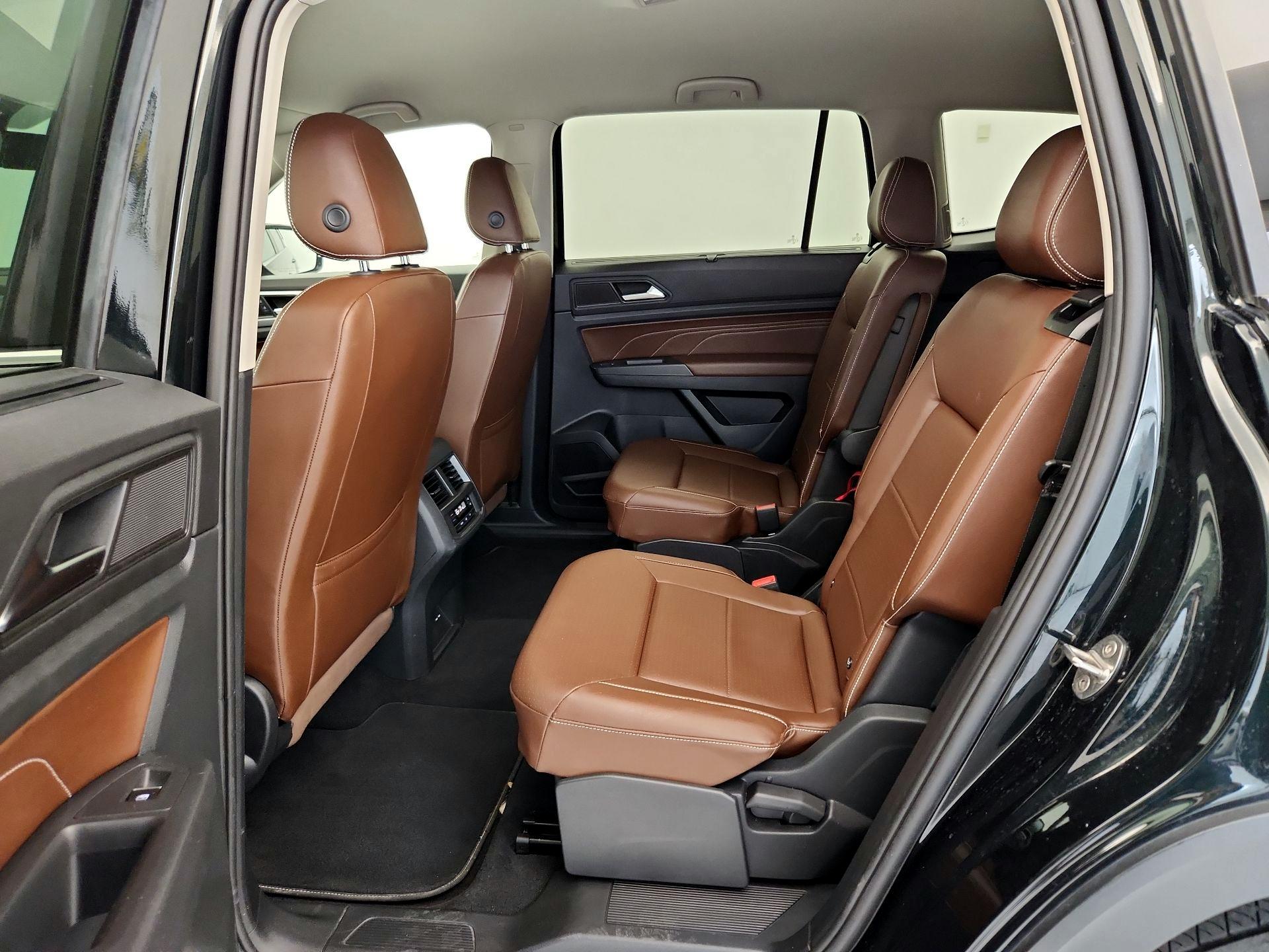 Thumbnail: 2021 Volkswagen Atlas - 19