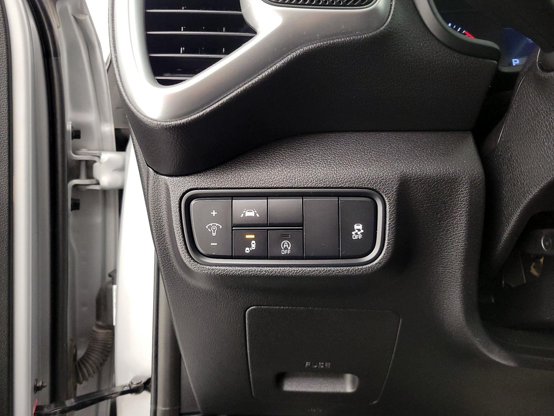 Thumbnail: 2021 Kia Soul - 13