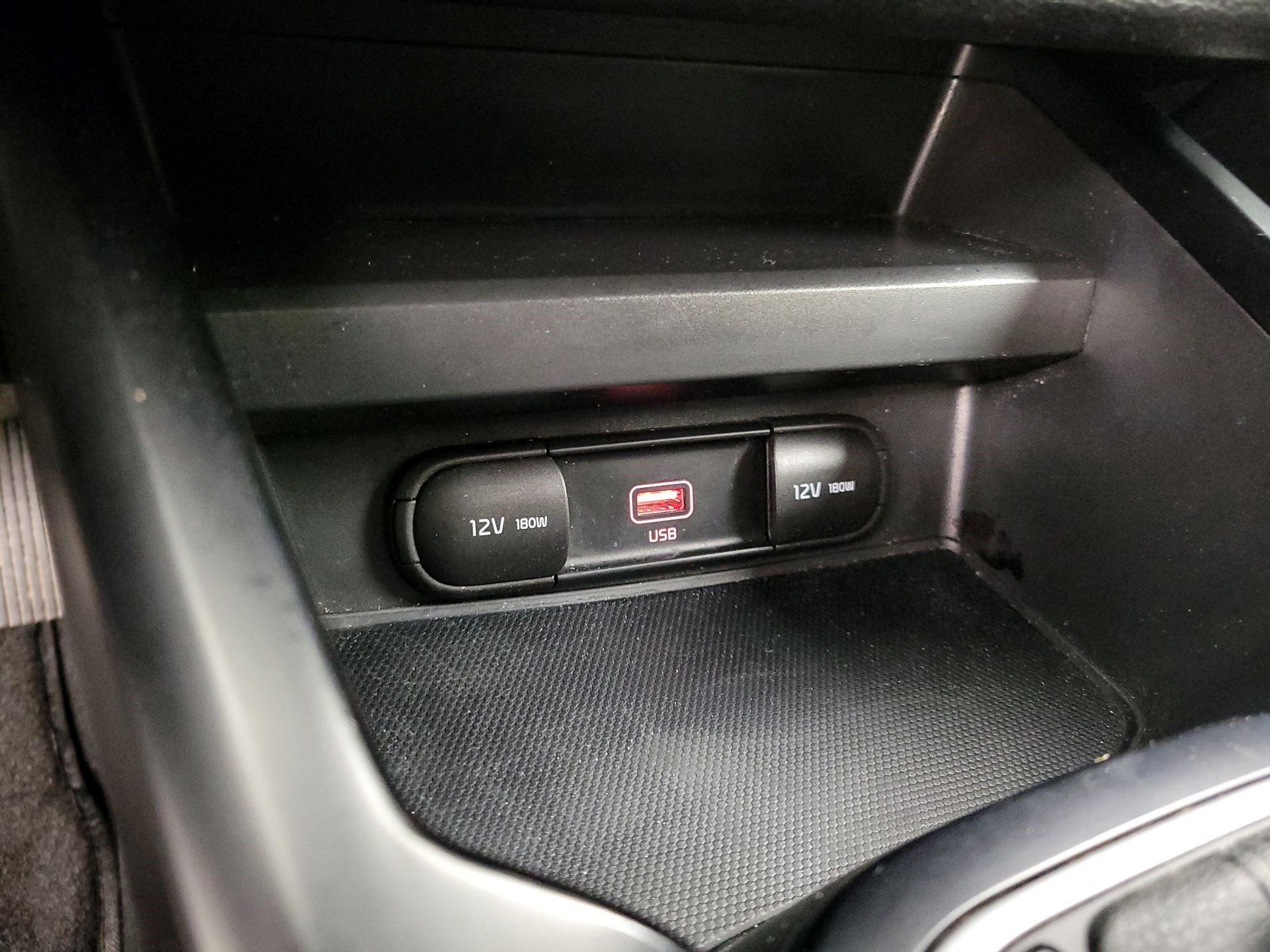 Thumbnail: 2021 Kia Soul - 18