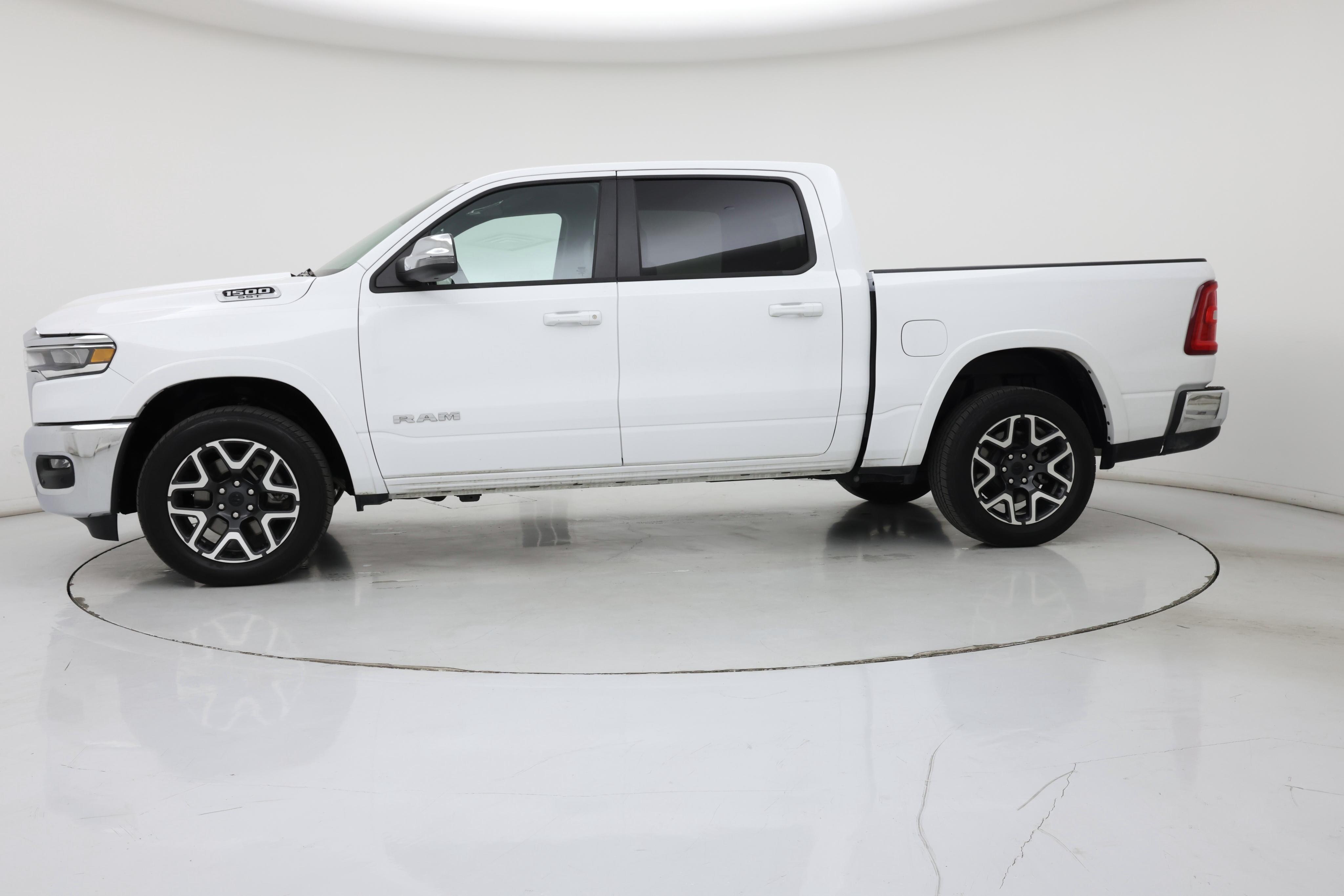 Thumbnail: 2025 RAM 1500 - 3