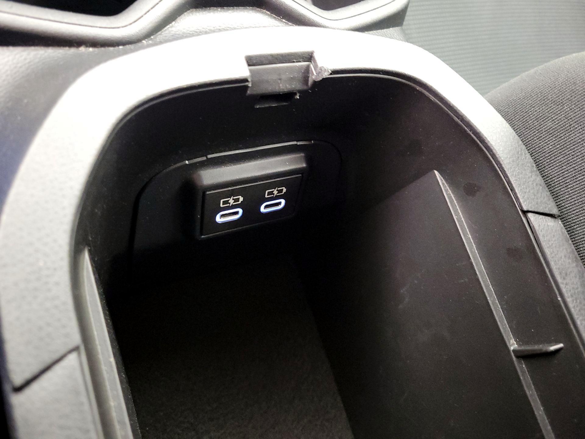 Thumbnail: 2024 Toyota RAV4 - 18