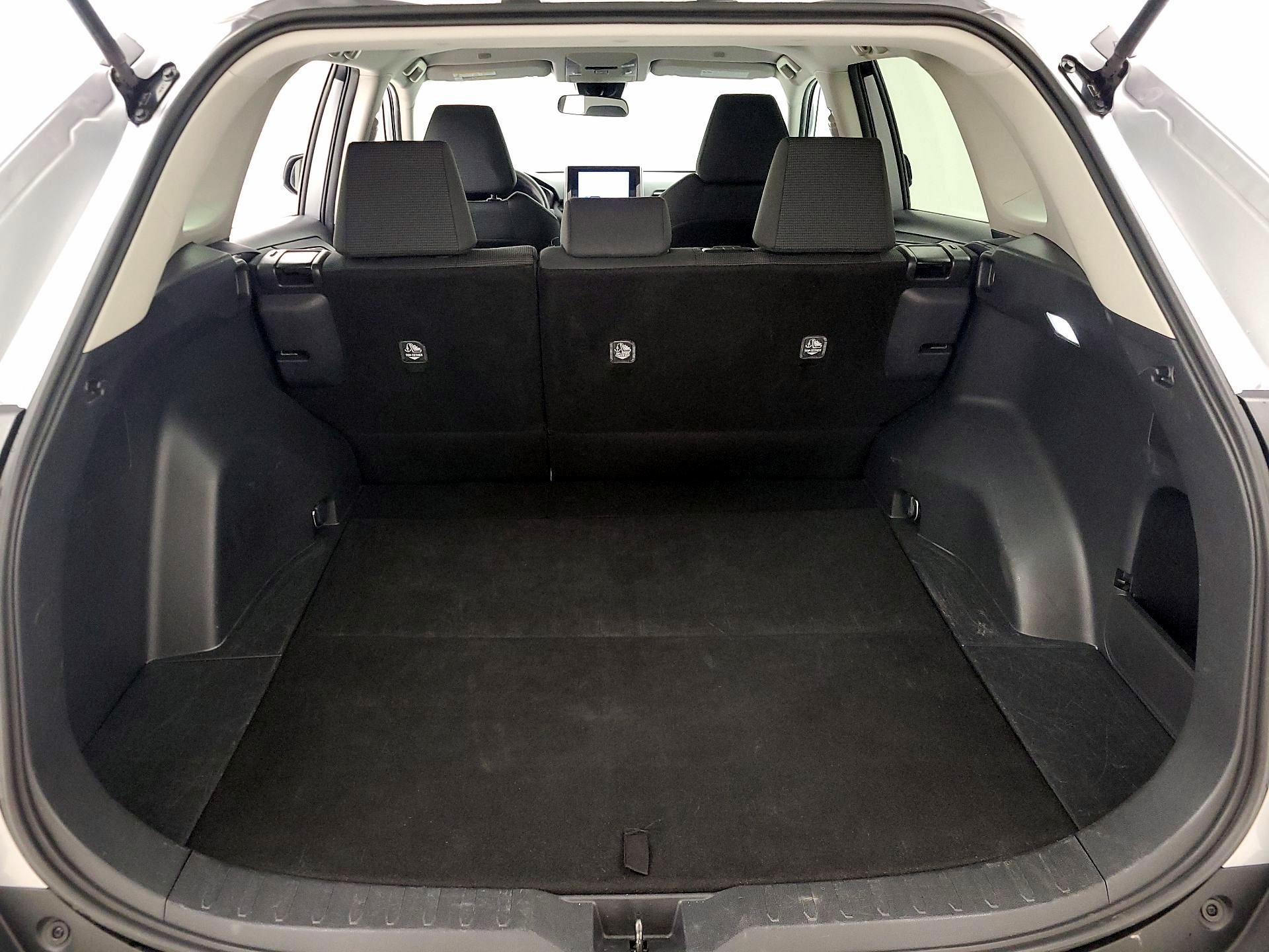 Thumbnail: 2024 Toyota RAV4 - 20