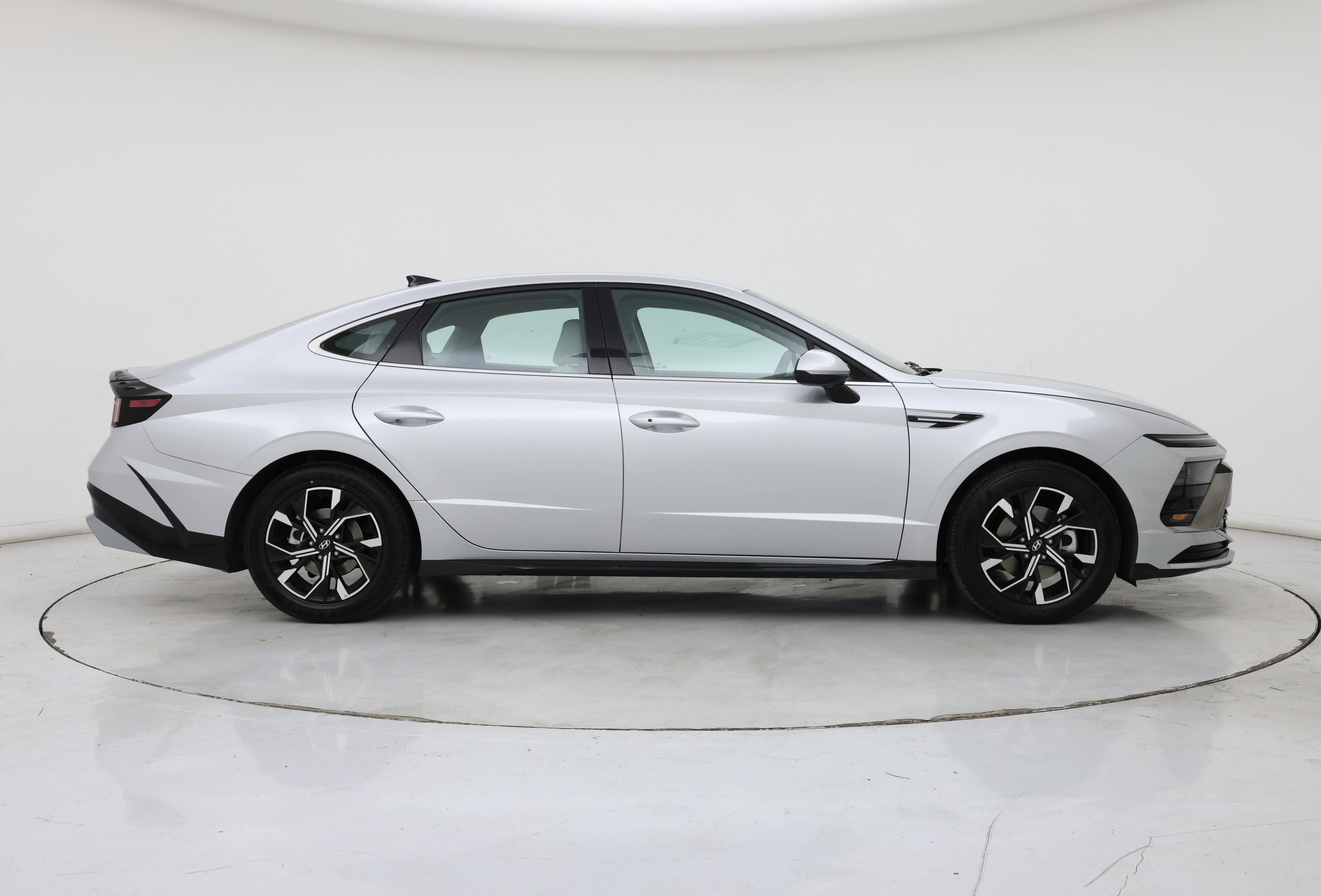 Thumbnail: 2025 Hyundai Sonata - 7