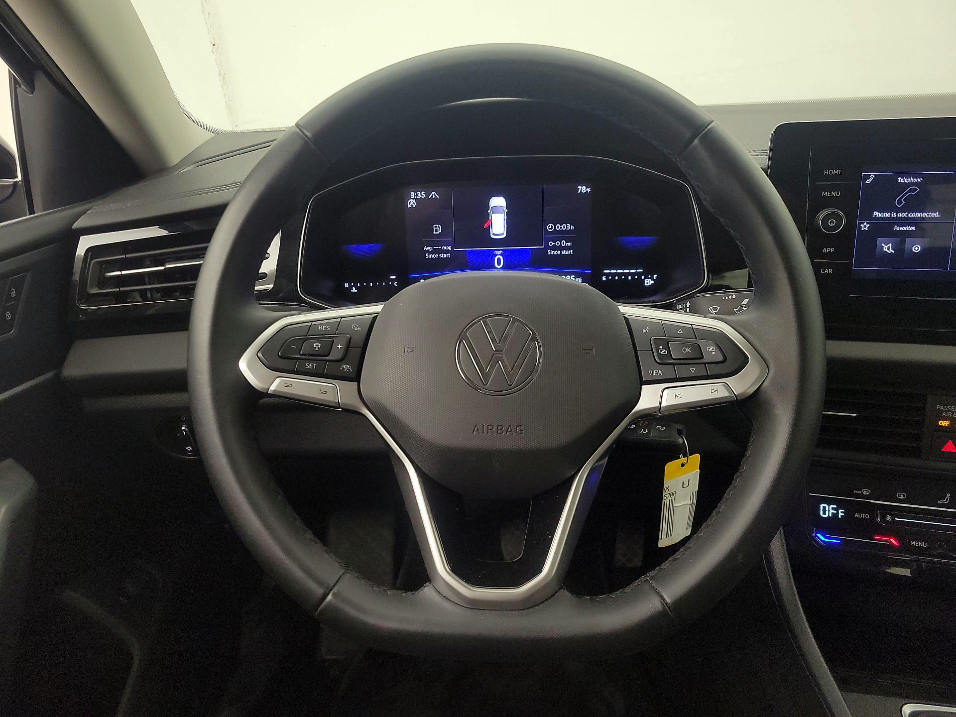 Thumbnail: 2025 Volkswagen Jetta - 10