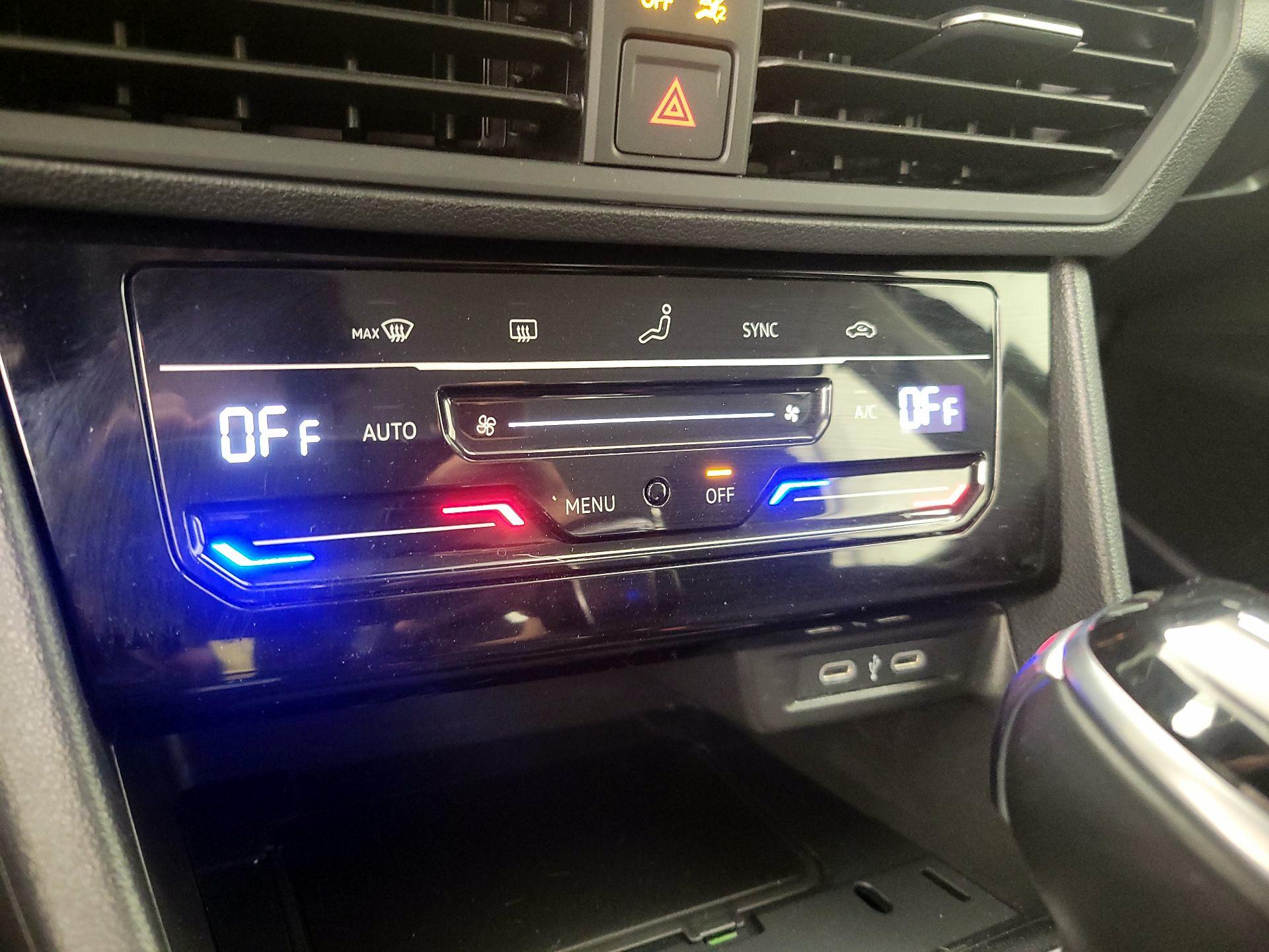 Thumbnail: 2025 Volkswagen Jetta - 16