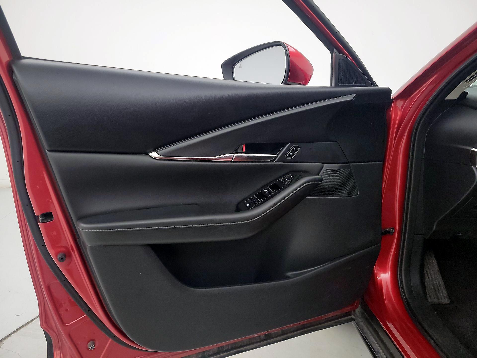 Thumbnail: 2025 Mazda CX-30 - 12