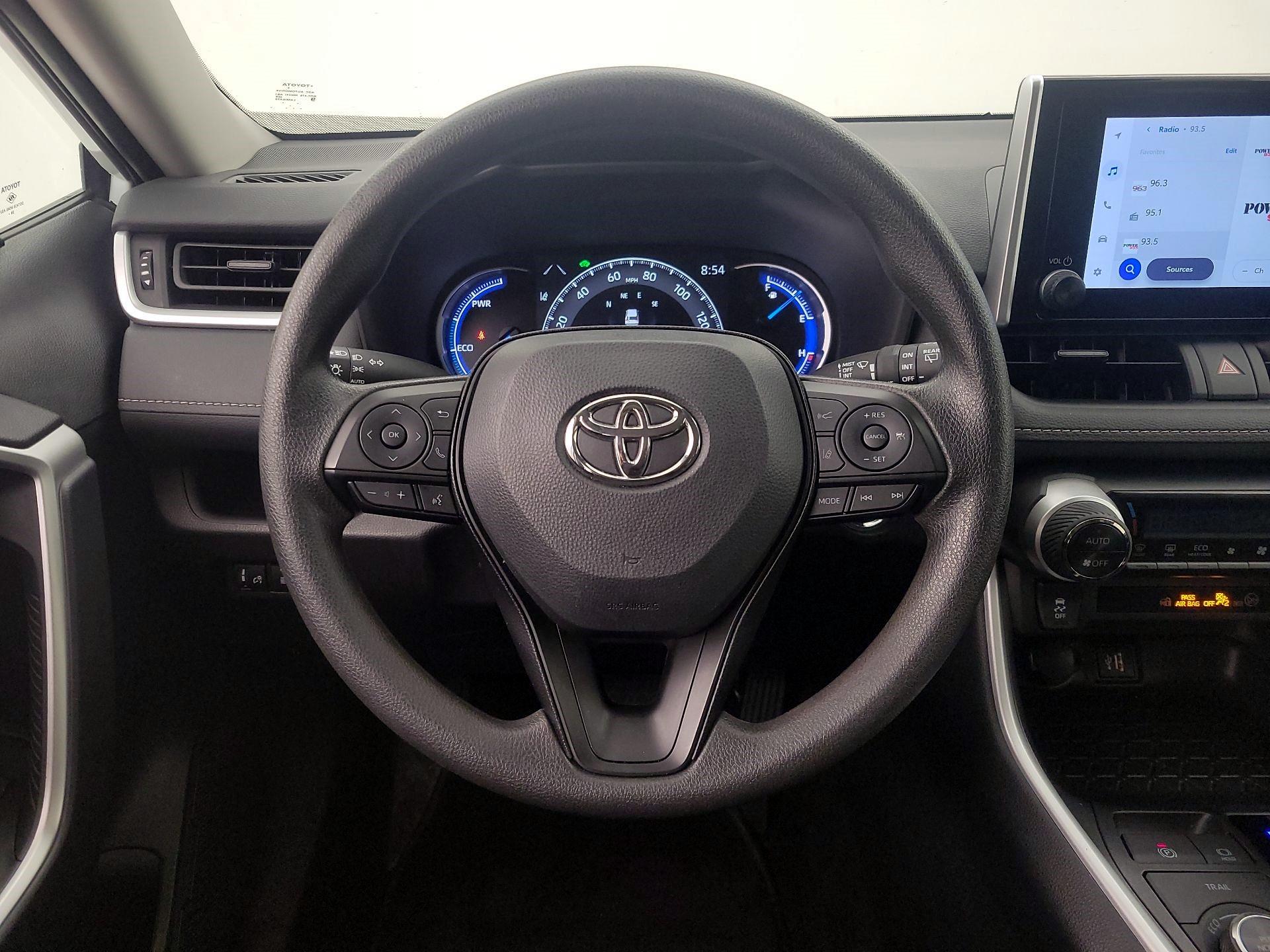 Thumbnail: 2025 Toyota RAV4 - 10