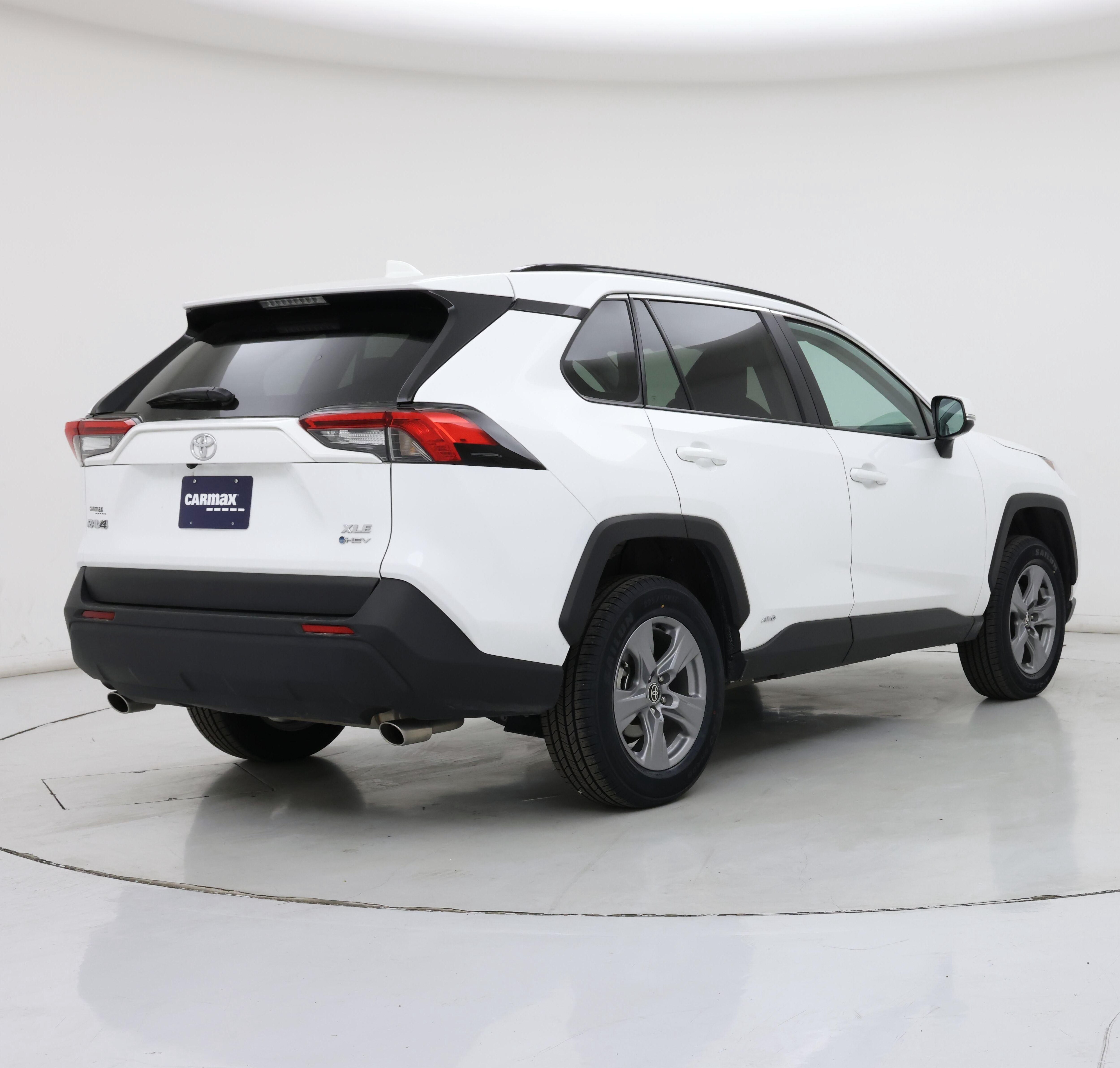 Thumbnail: 2025 Toyota RAV4 - 8