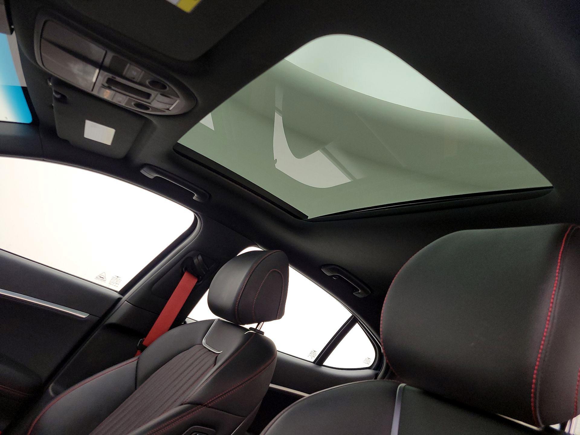 Thumbnail: 2023 Genesis G70 - 20