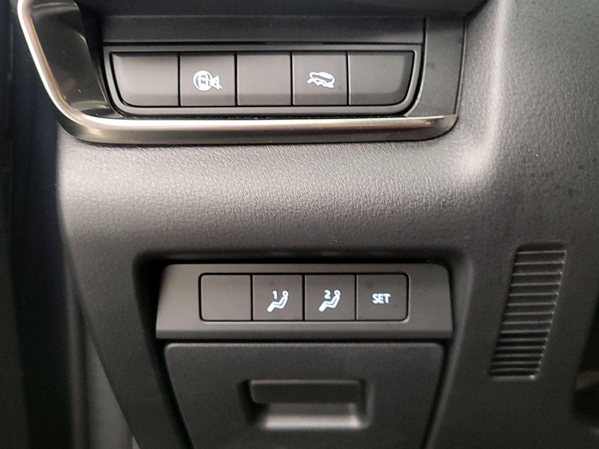 Thumbnail: 2025 Mazda CX-30 - 13