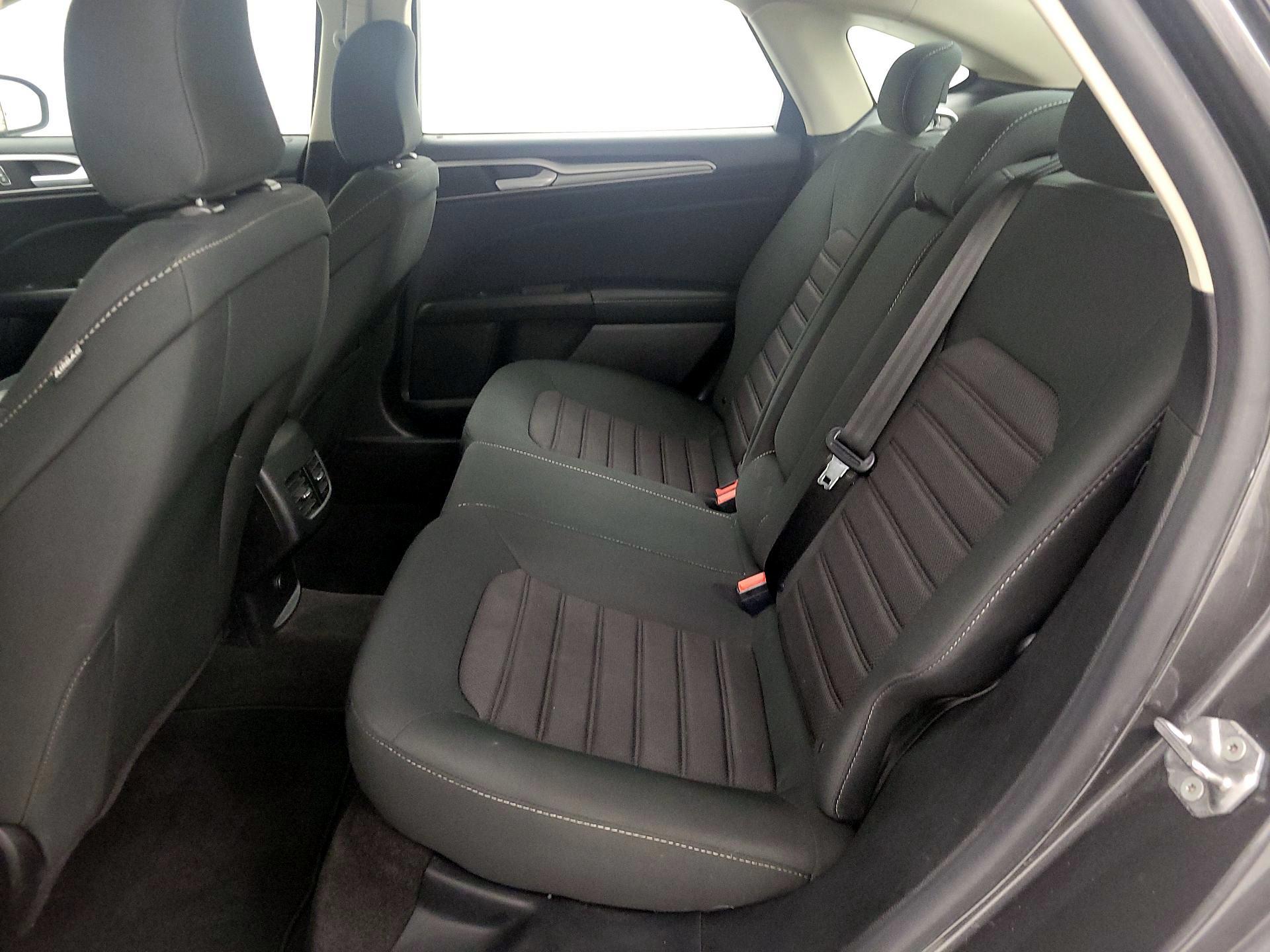 Thumbnail: 2020 Ford Fusion - 19