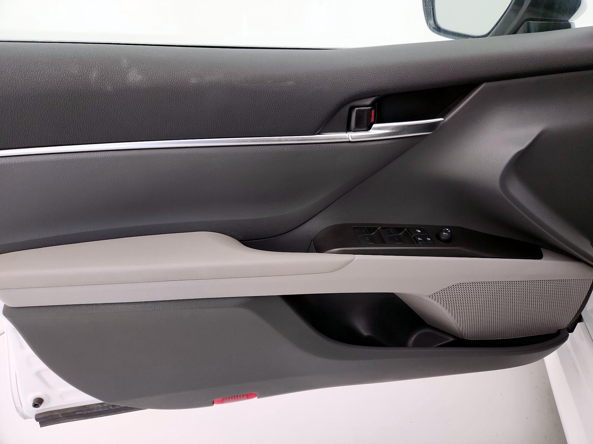 Thumbnail: 2024 Toyota Camry - 12