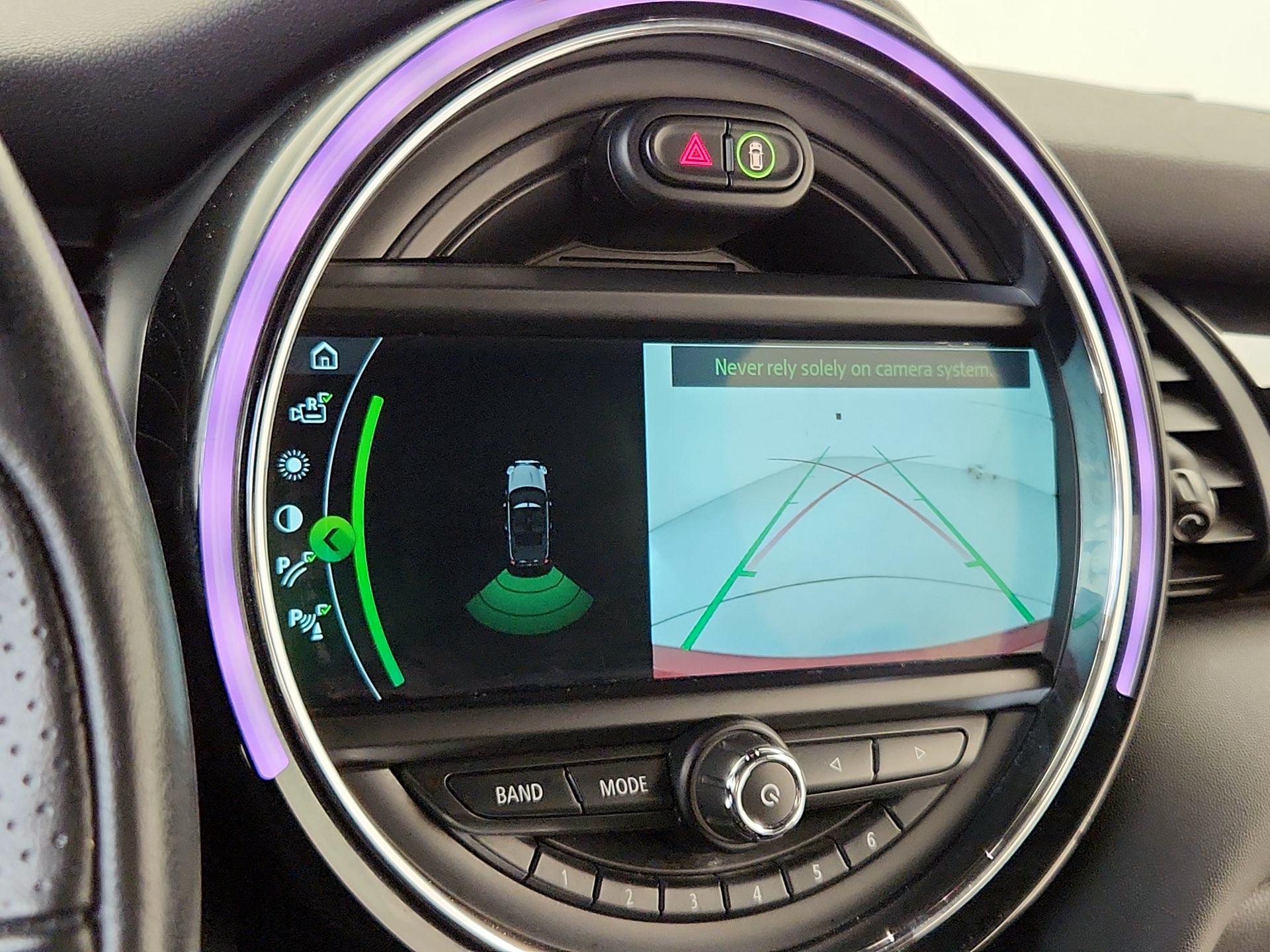 Thumbnail: 2019 MINI Cooper - 15