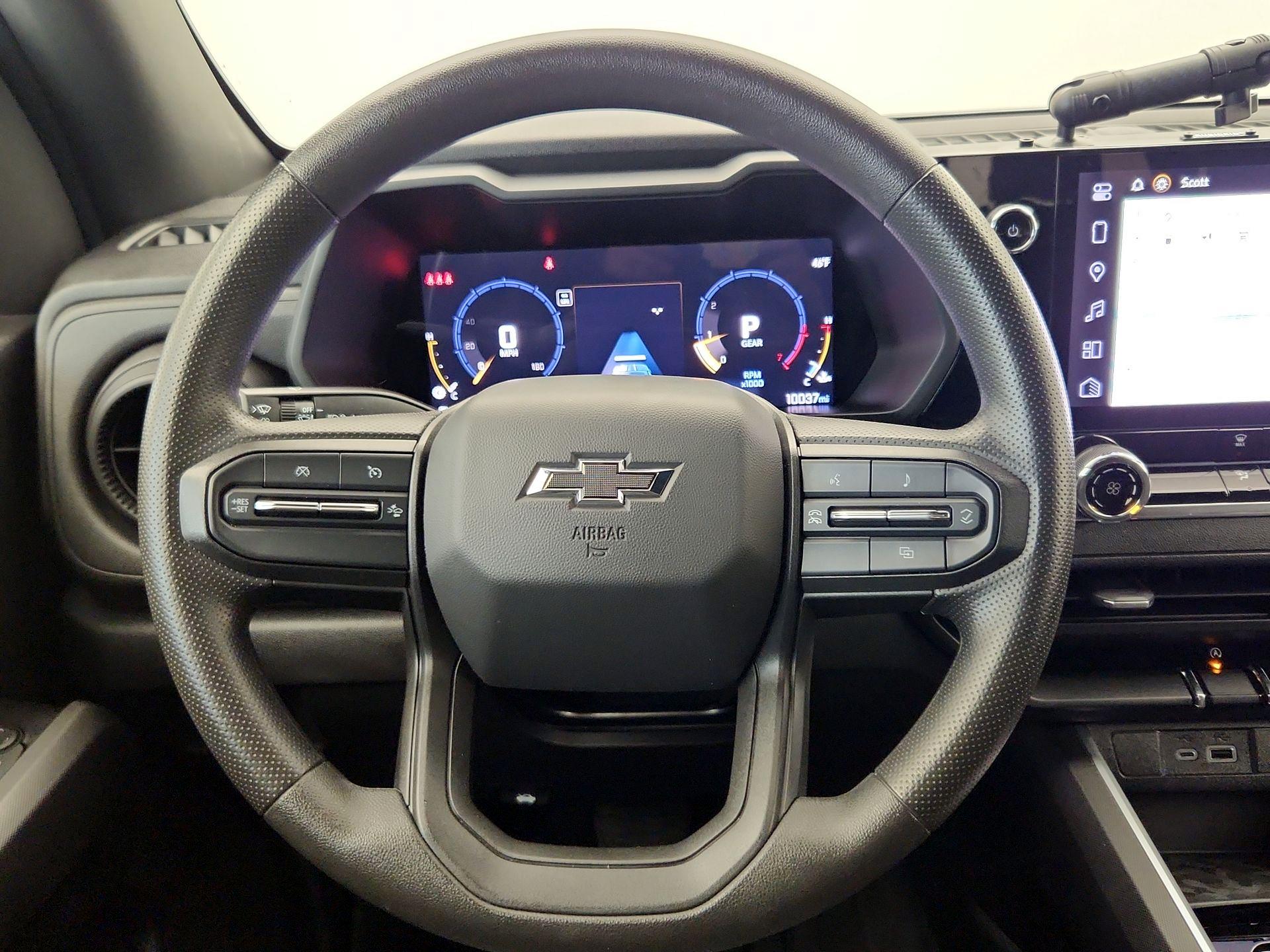 Thumbnail: 2024 Chevrolet Colorado - 10