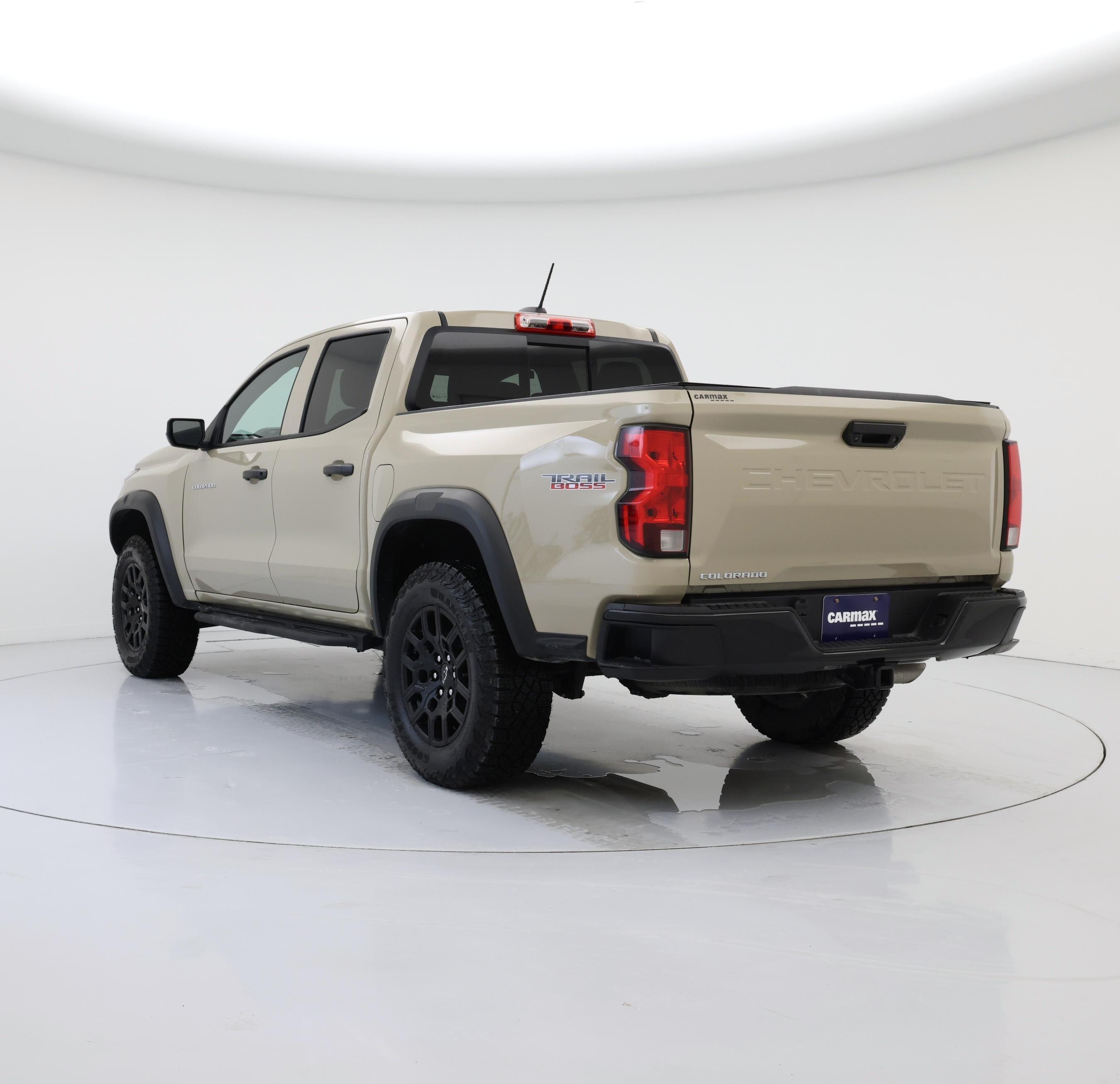 Thumbnail: 2024 Chevrolet Colorado - 2