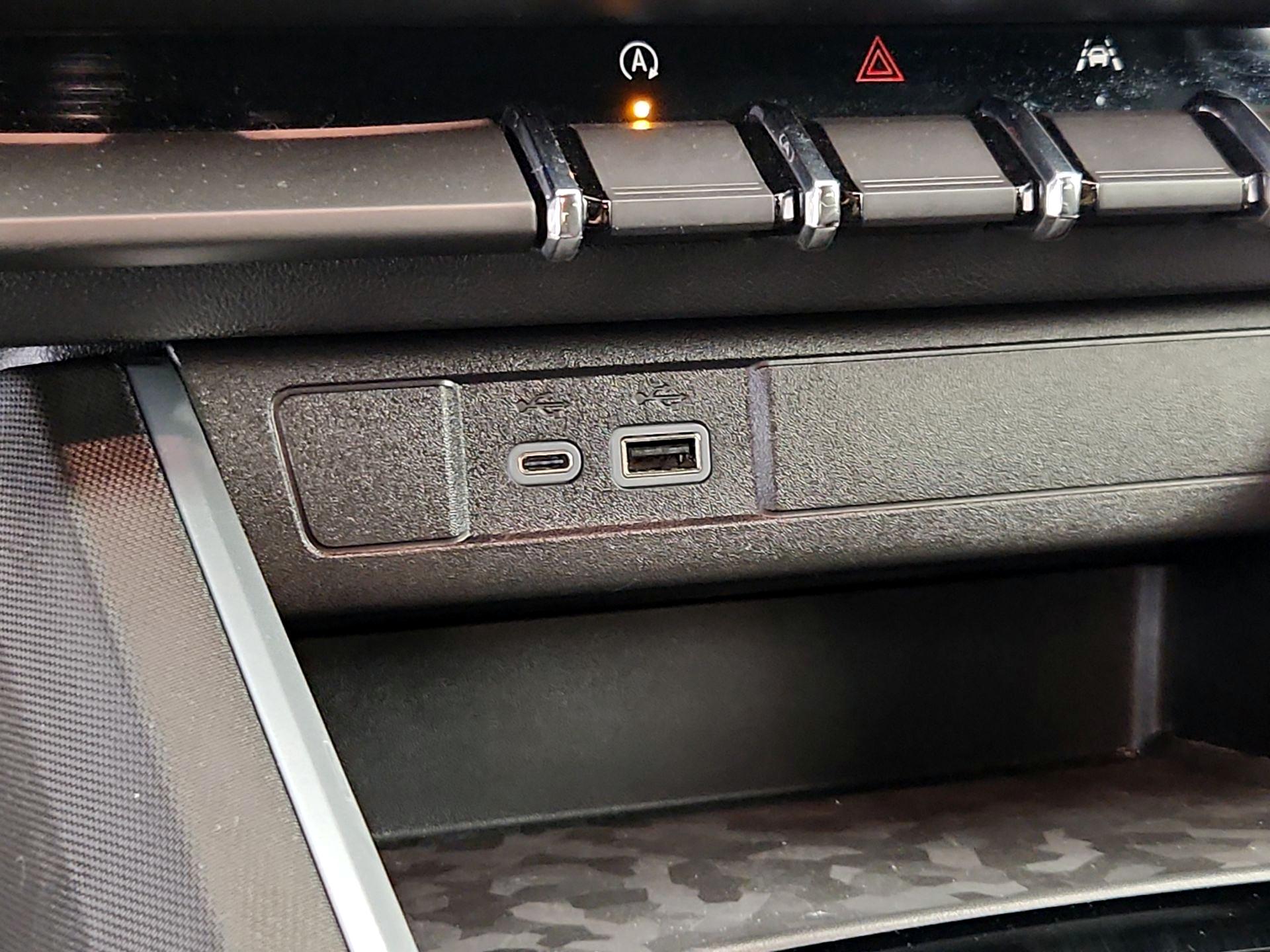 Thumbnail: 2024 Chevrolet Colorado - 19