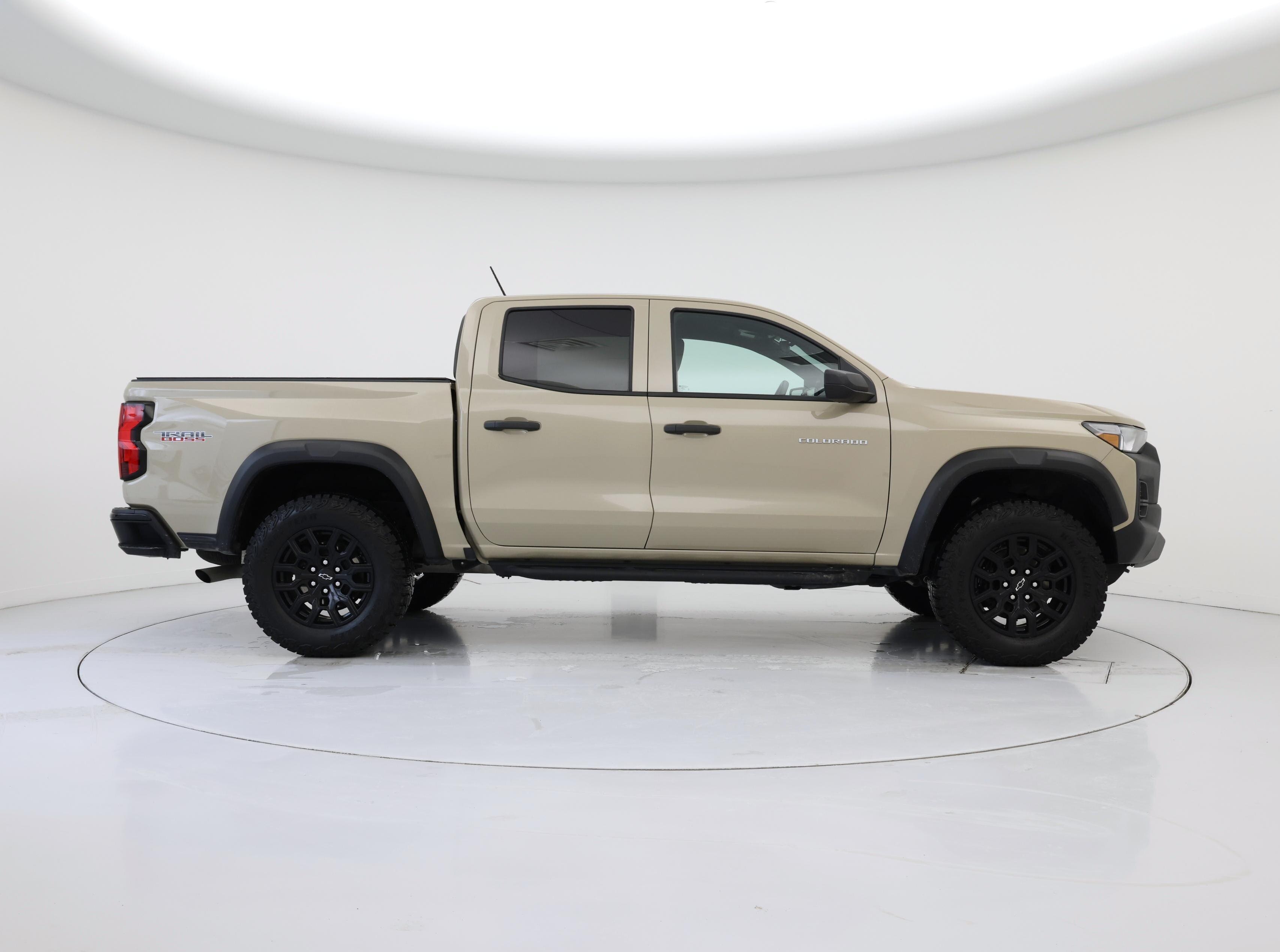 Thumbnail: 2024 Chevrolet Colorado - 7