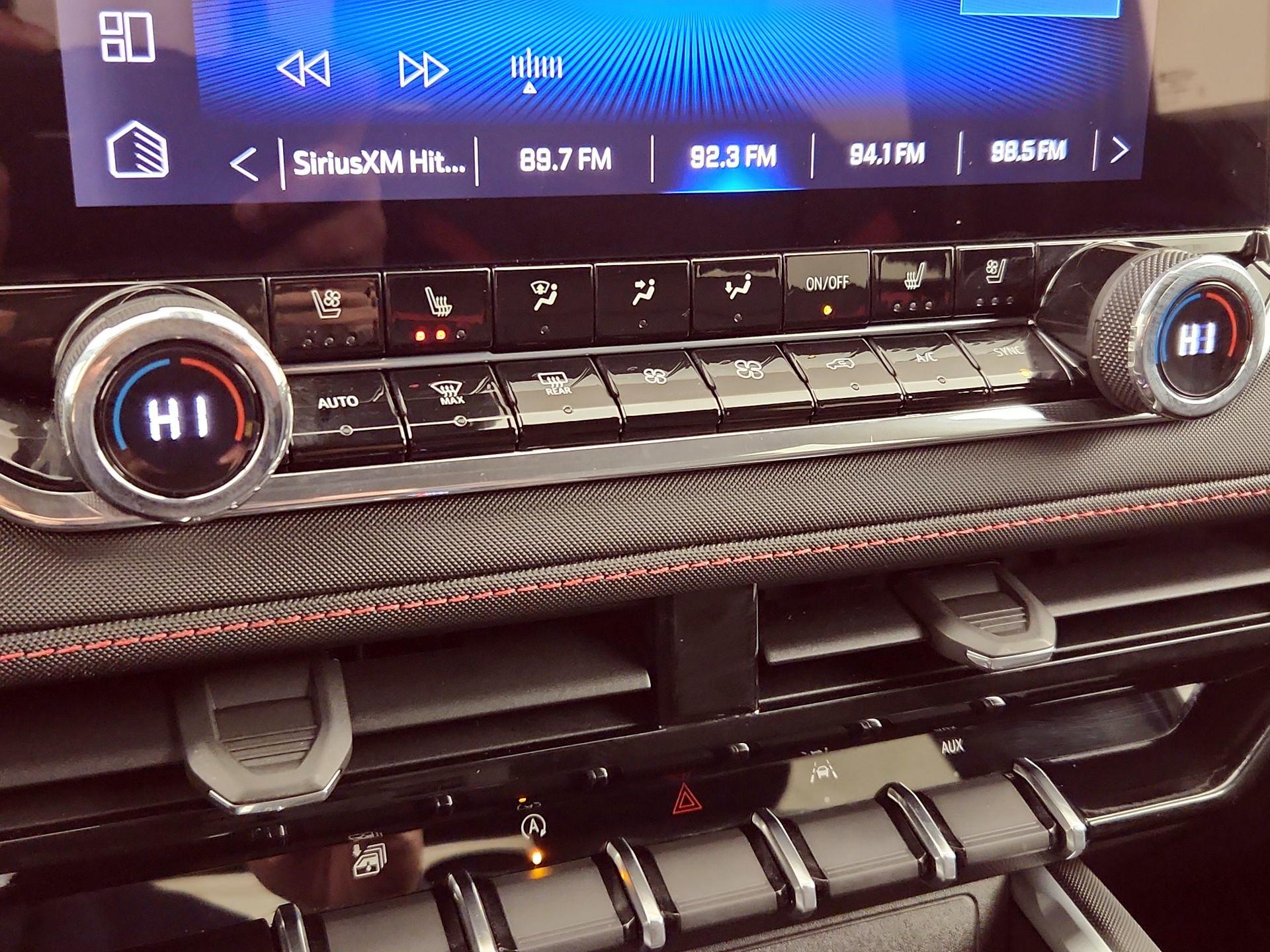 Thumbnail: 2025 Chevrolet Colorado - 17