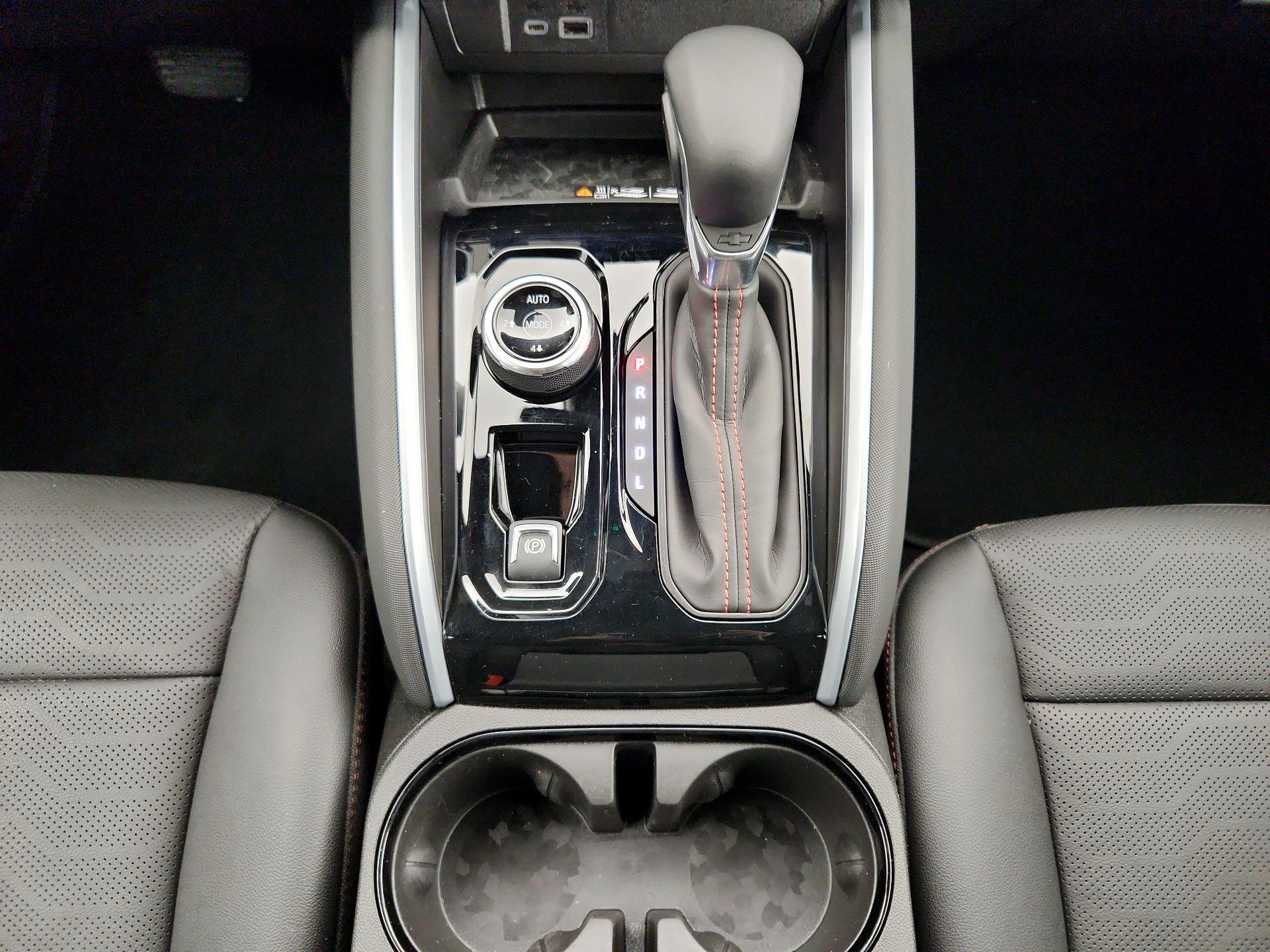 Thumbnail: 2025 Chevrolet Colorado - 18