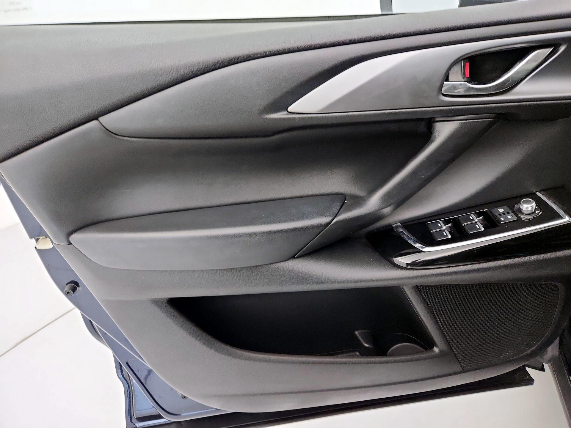 Thumbnail: 2022 Mazda CX-9 - 12