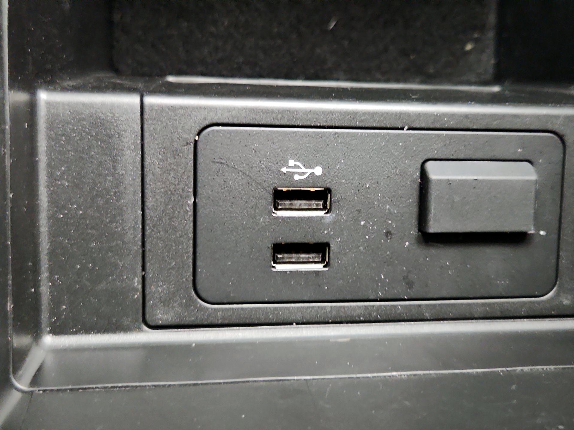 Thumbnail: 2022 Mazda CX-9 - 19