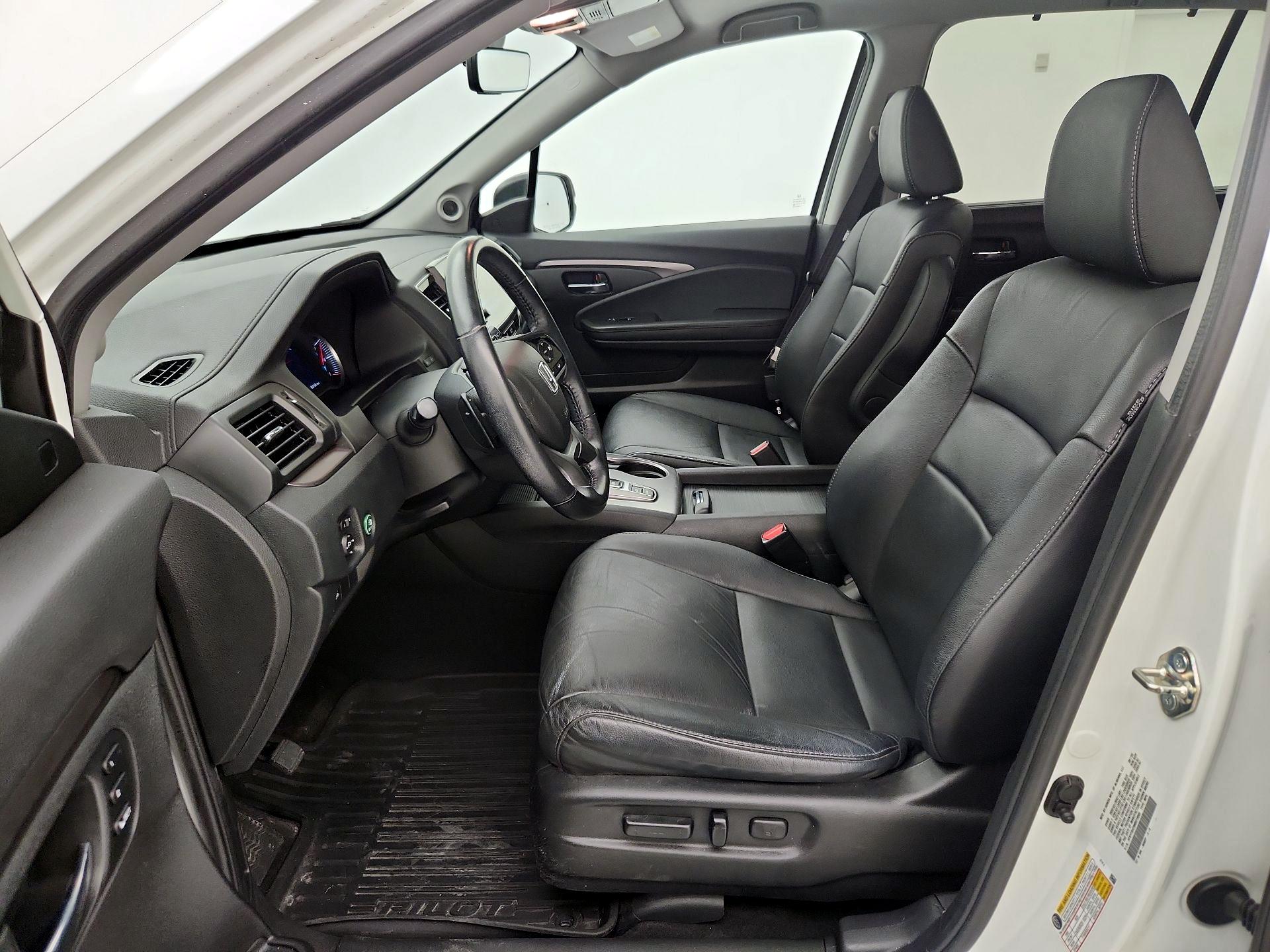 Thumbnail: 2021 Honda Pilot - 11