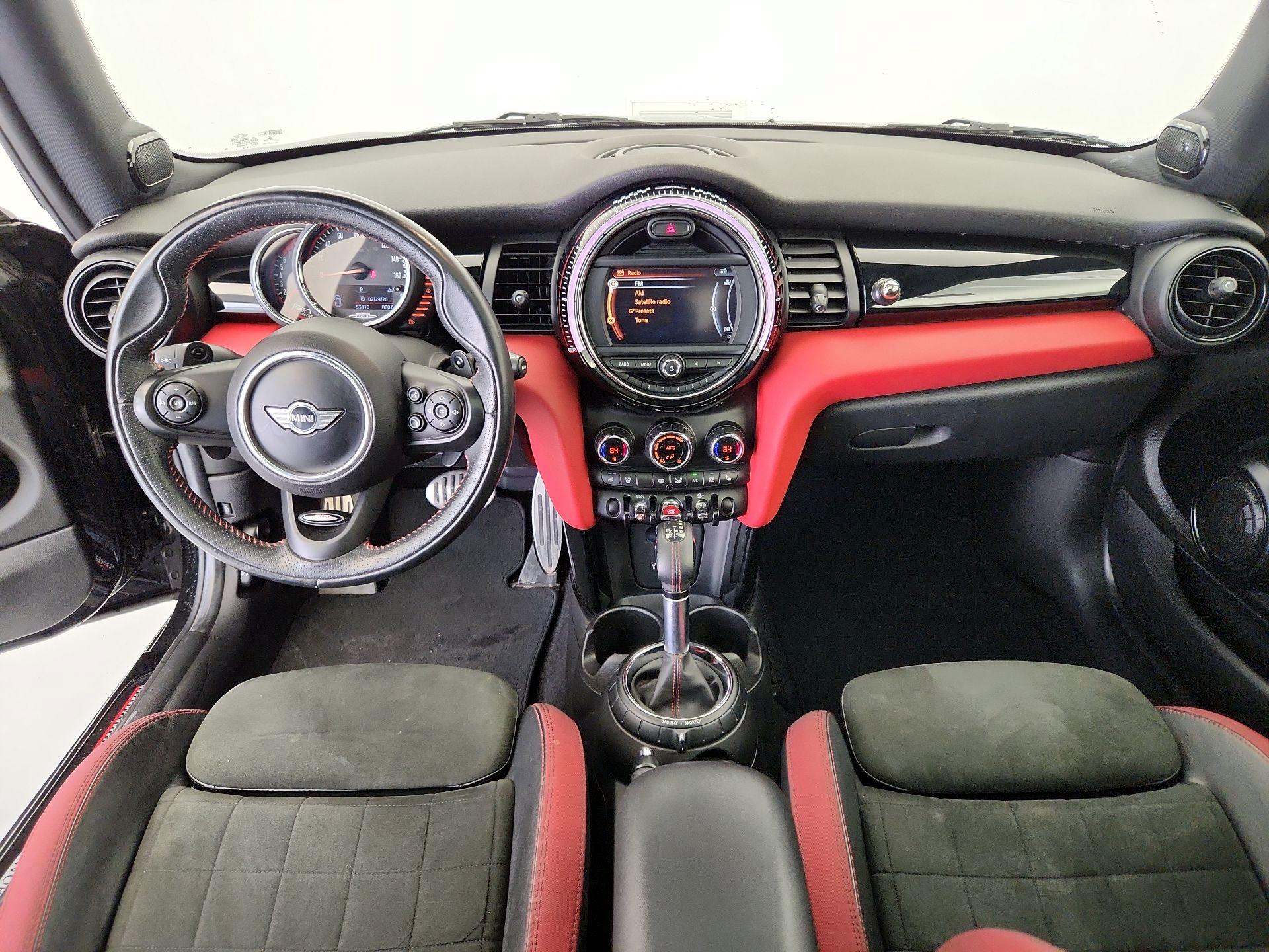 Thumbnail: 2015 MINI Cooper Hardtop - 9