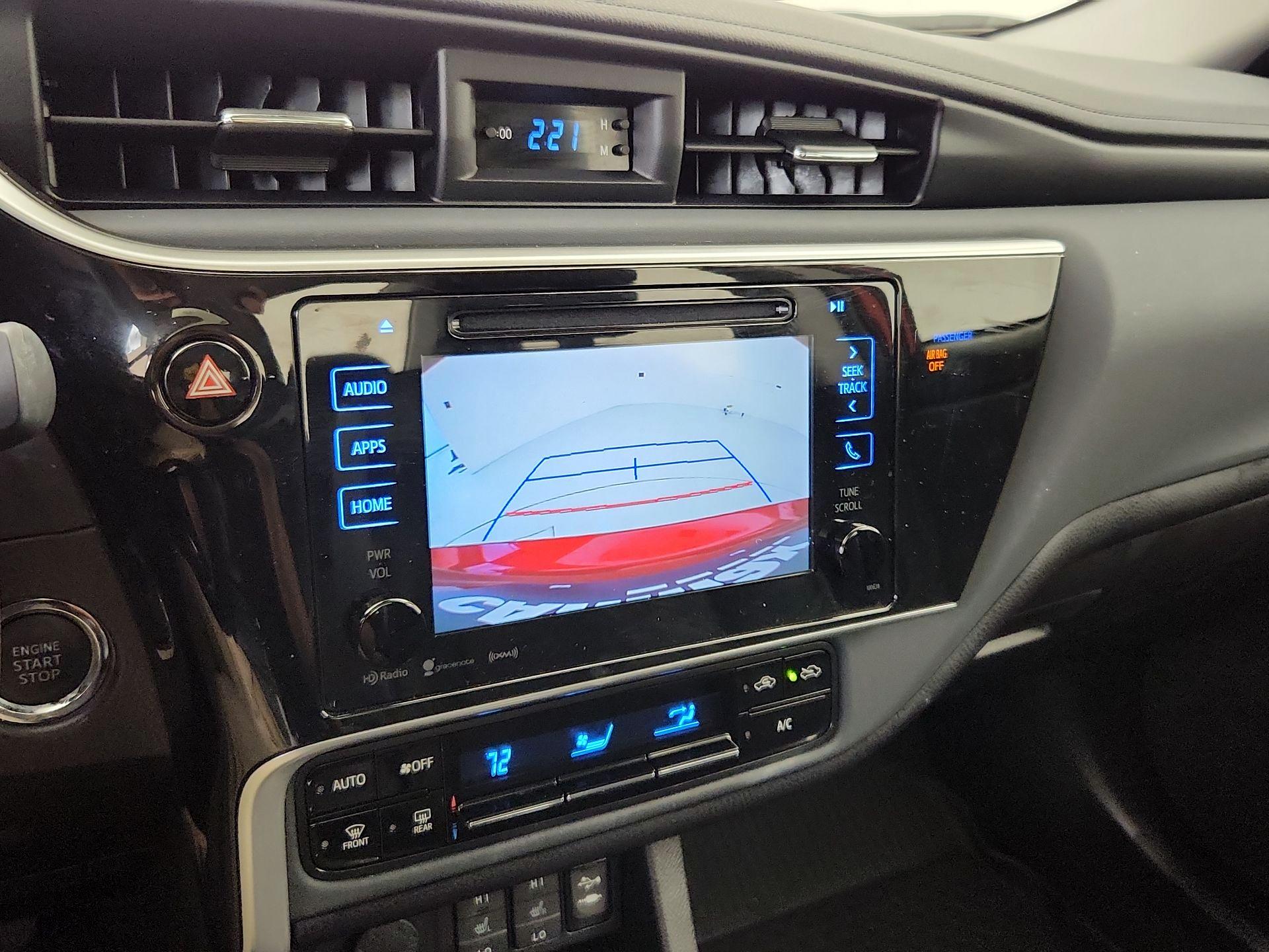 Thumbnail: 2018 Toyota Corolla - 14