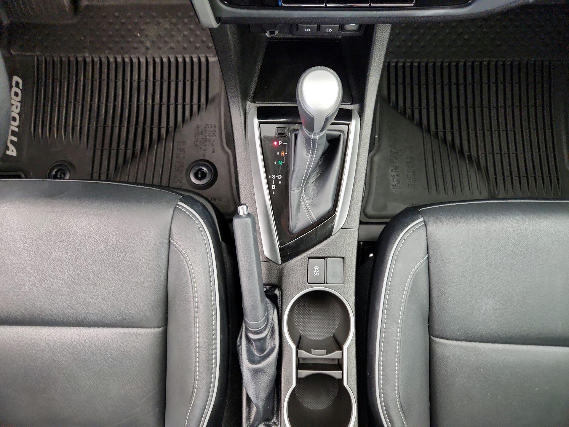 Thumbnail: 2018 Toyota Corolla - 17