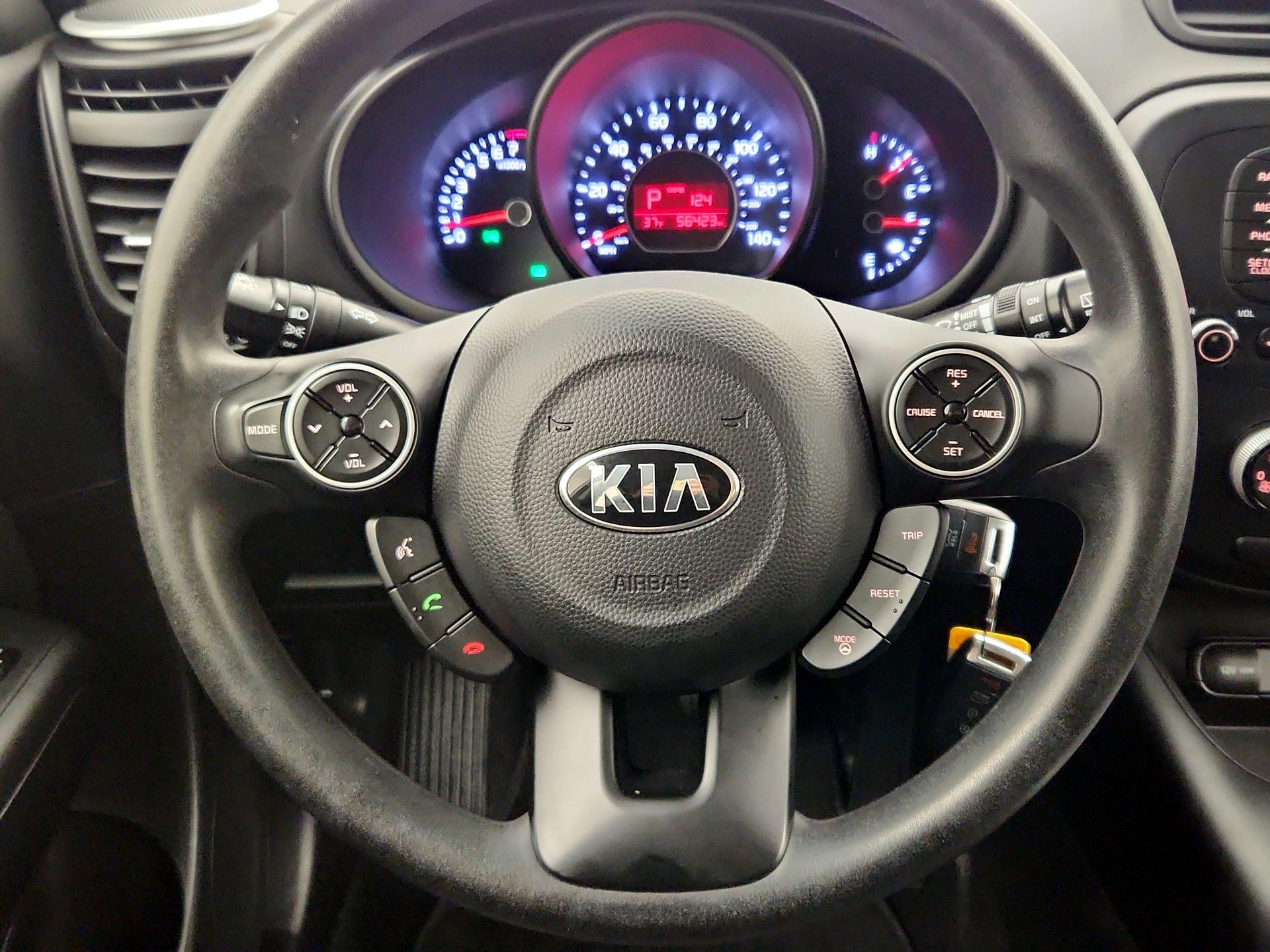 Thumbnail: 2016 Kia Soul - 10