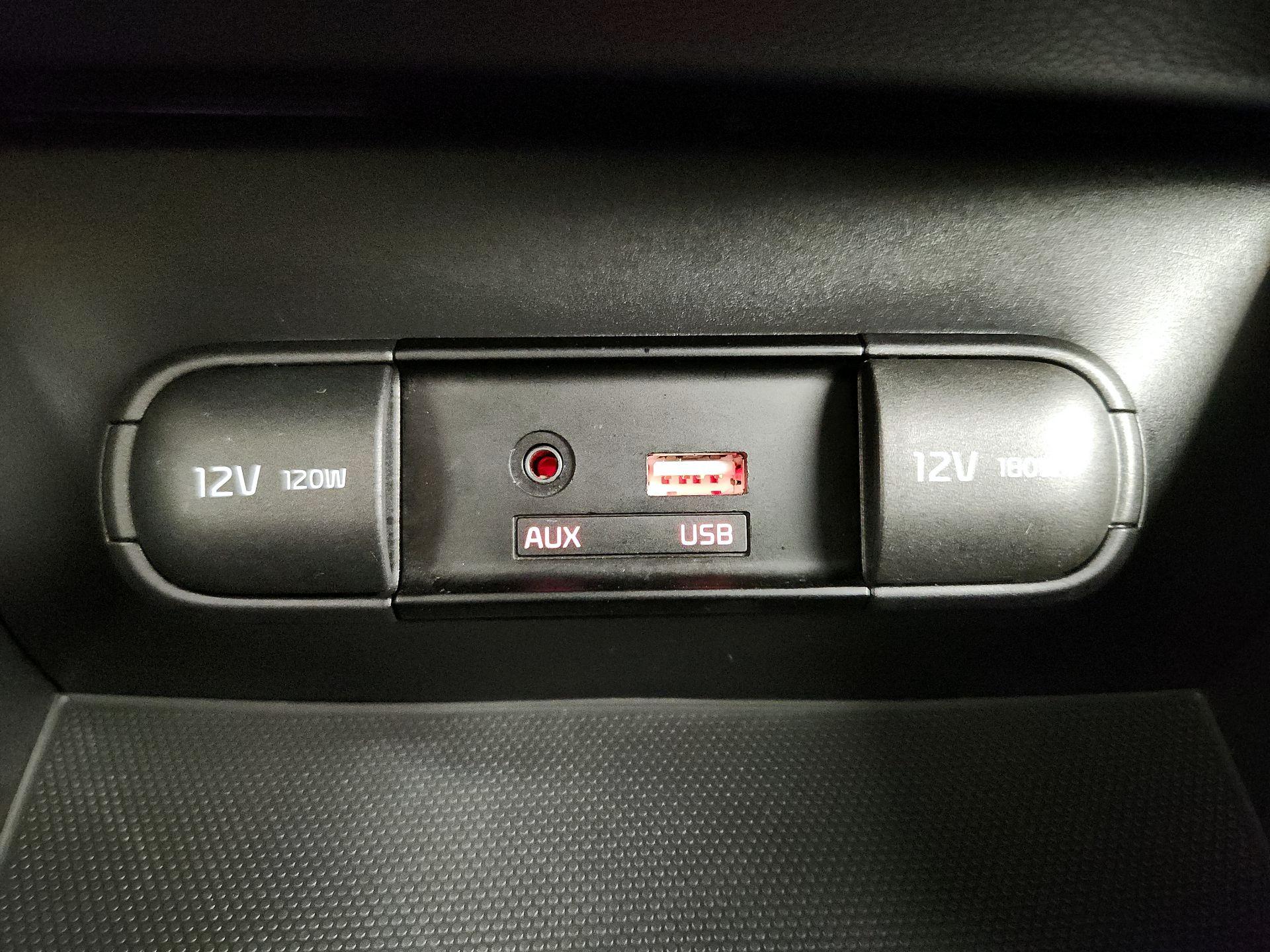 Thumbnail: 2016 Kia Soul - 17