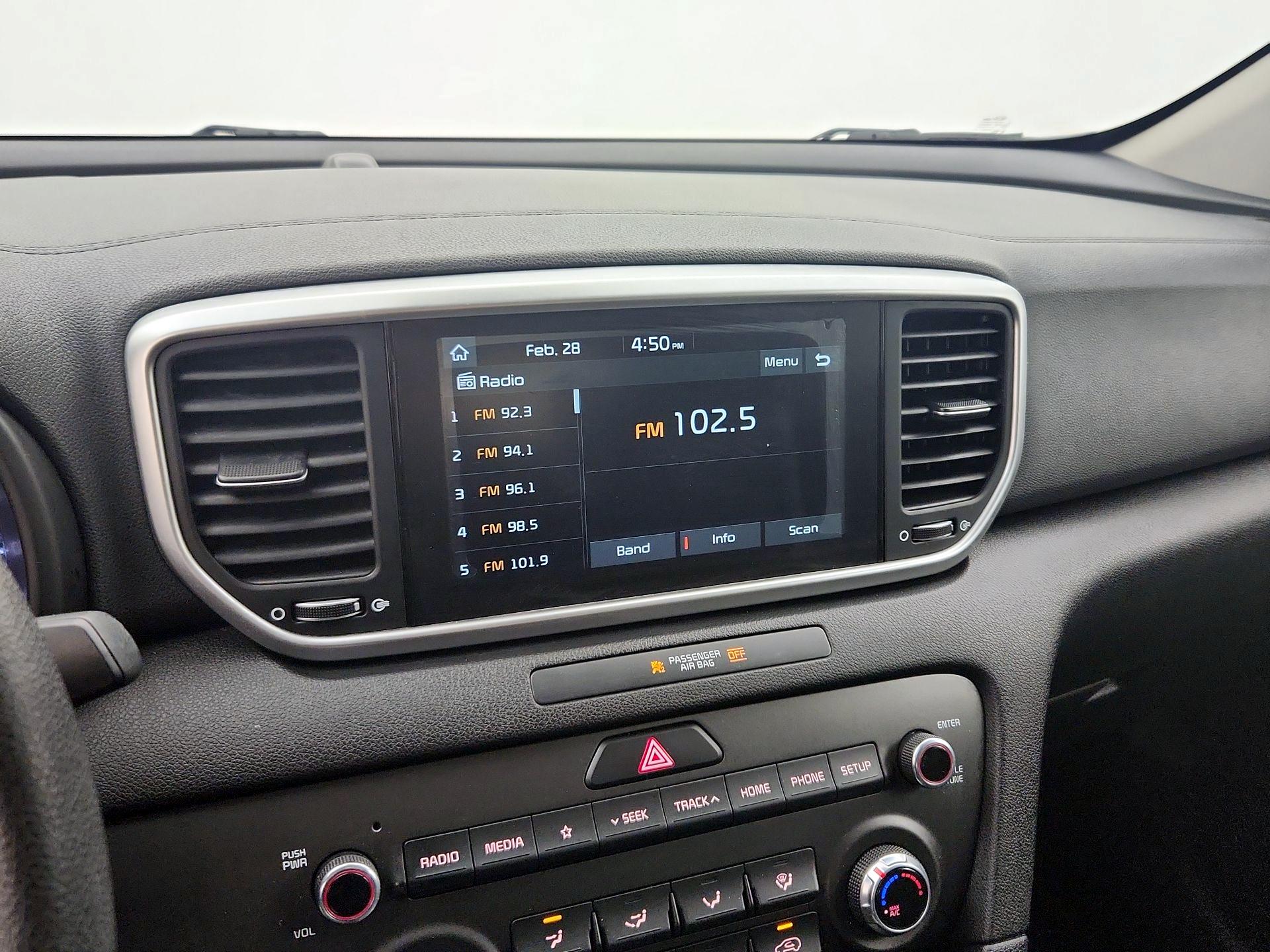 Thumbnail: 2020 Kia Sportage - 15